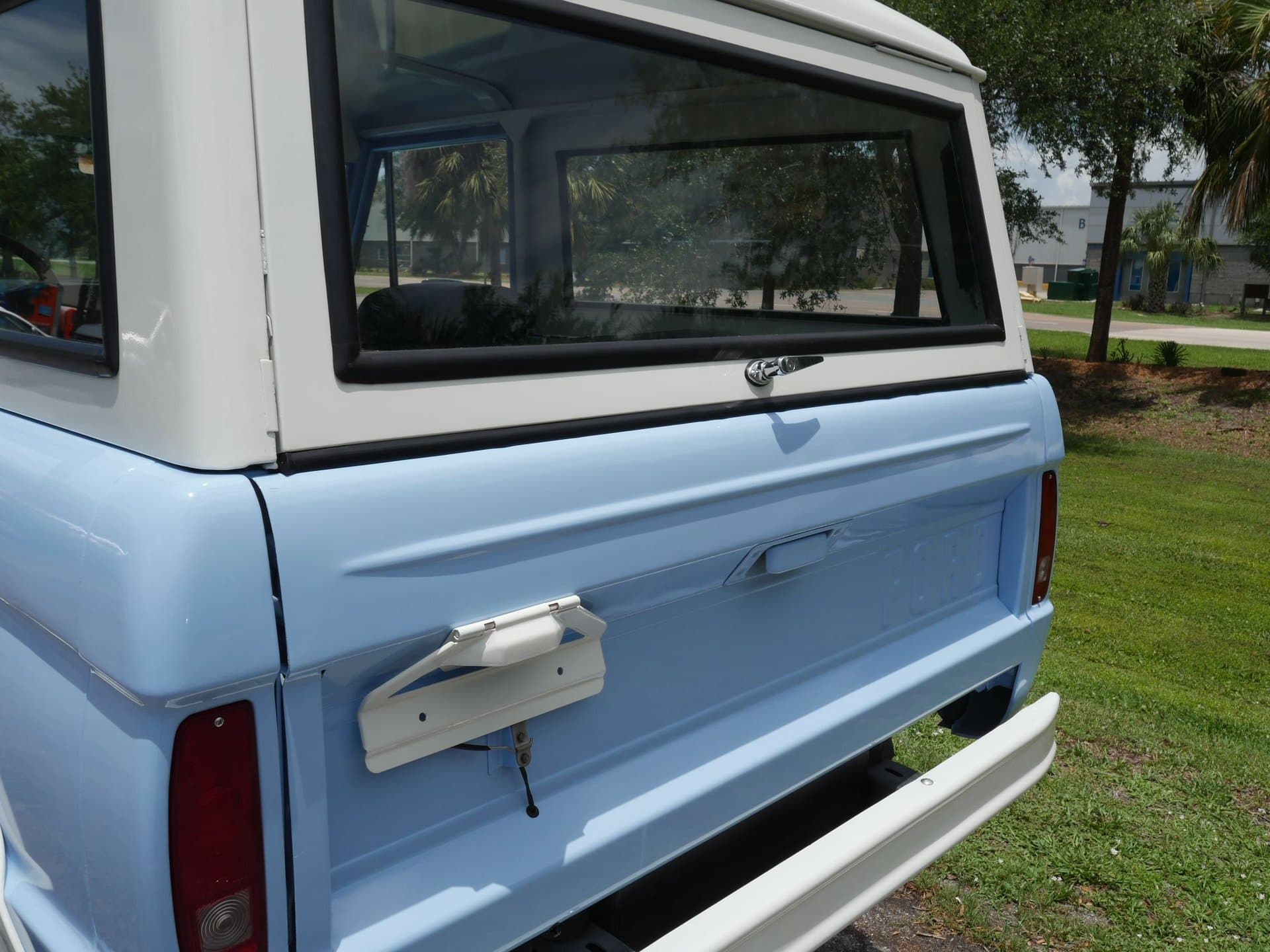 1968 Ford Bronco Restomod 4x4 thumbnail 9