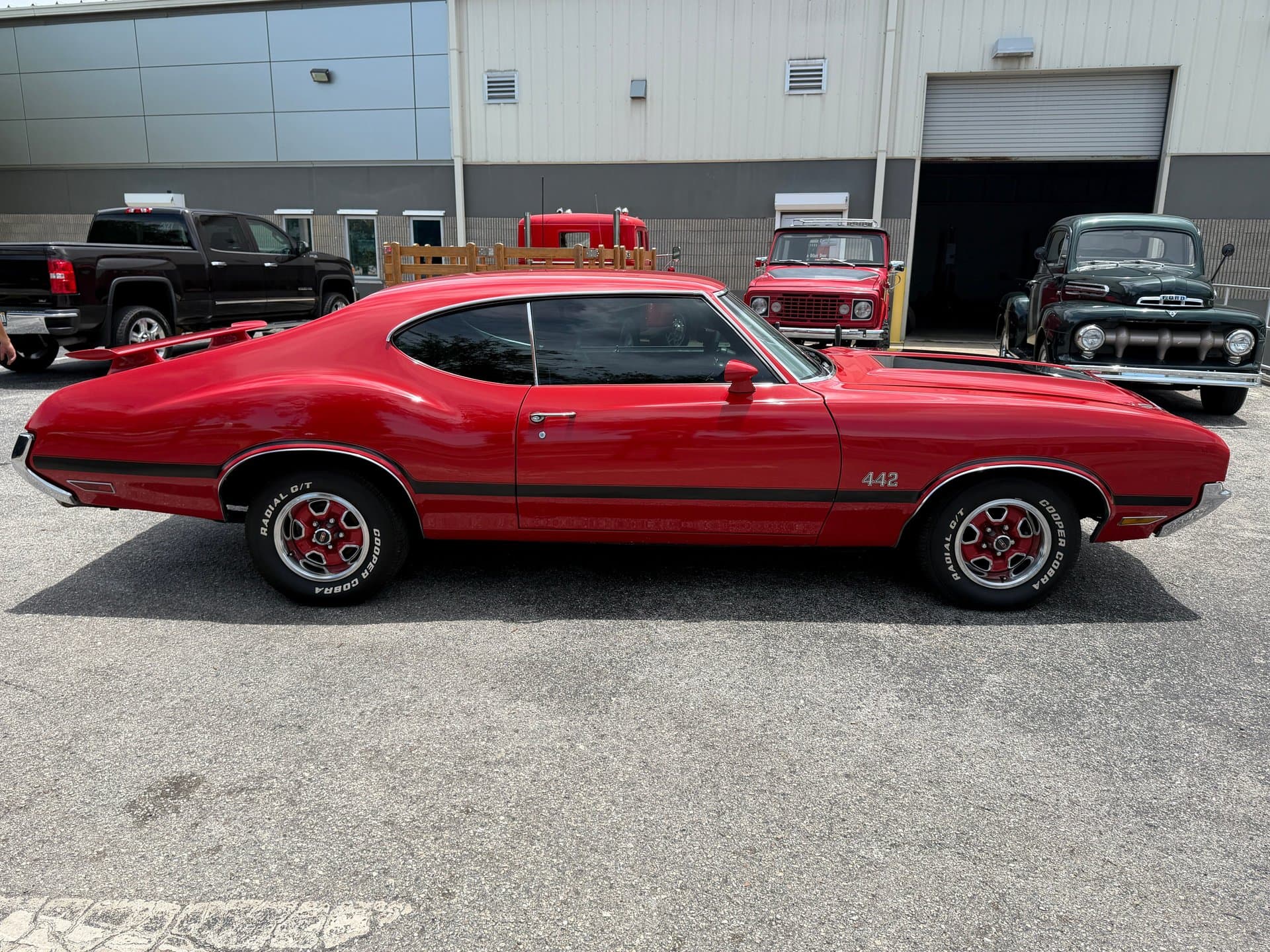 1971 Oldsmobile 442 Holiday Coupe thumbnail 29