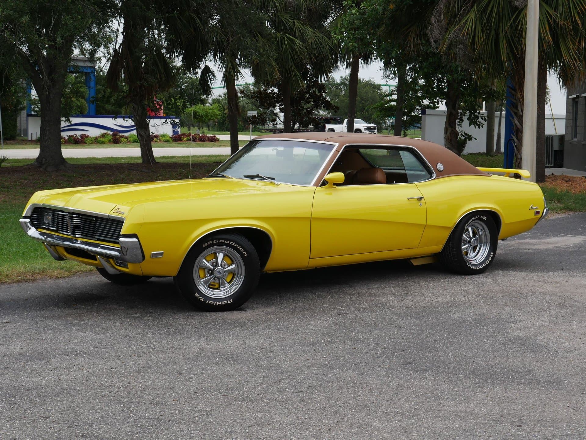 1969 Mercury Cougar XR-7 thumbnail 5