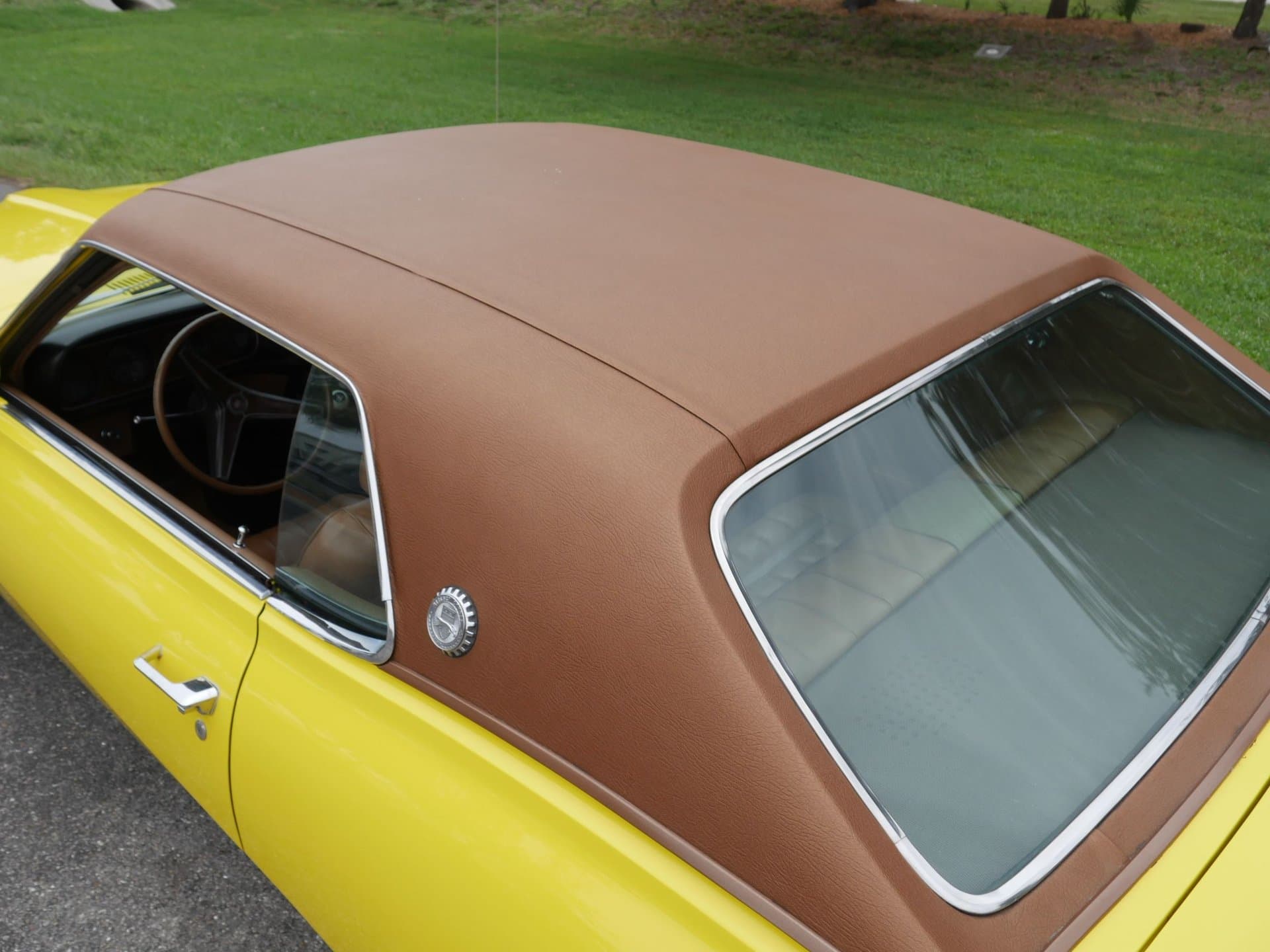 1969 Mercury Cougar XR-7 thumbnail 10
