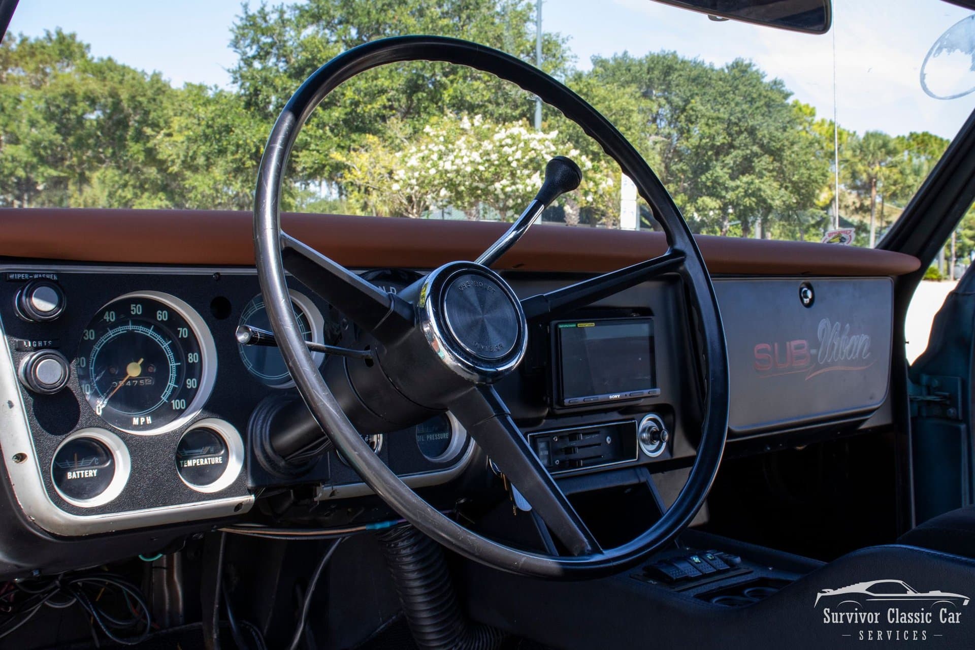 1968 Chevrolet Suburban thumbnail 21