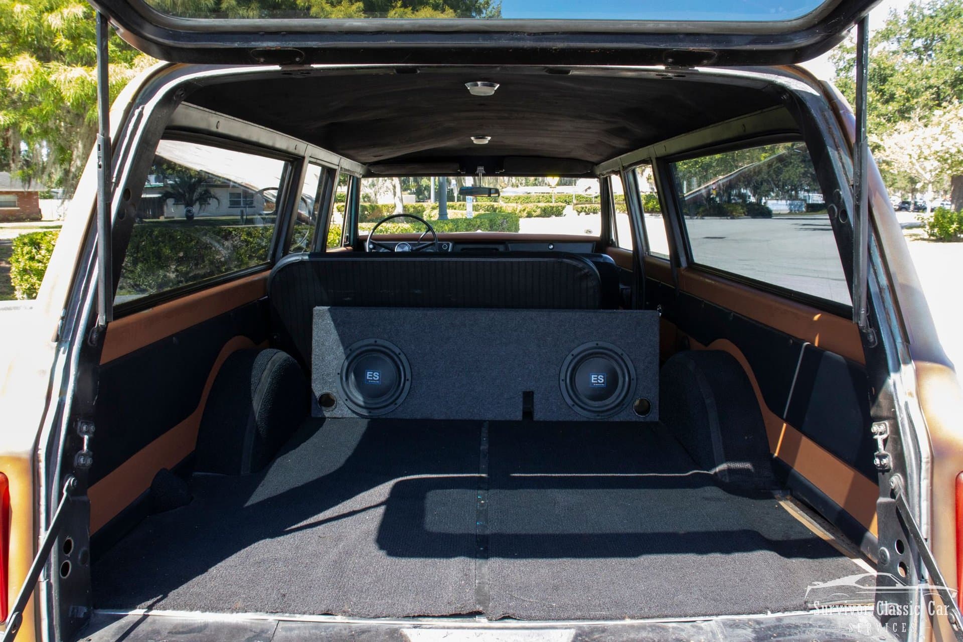 1968 Chevrolet Suburban thumbnail 27