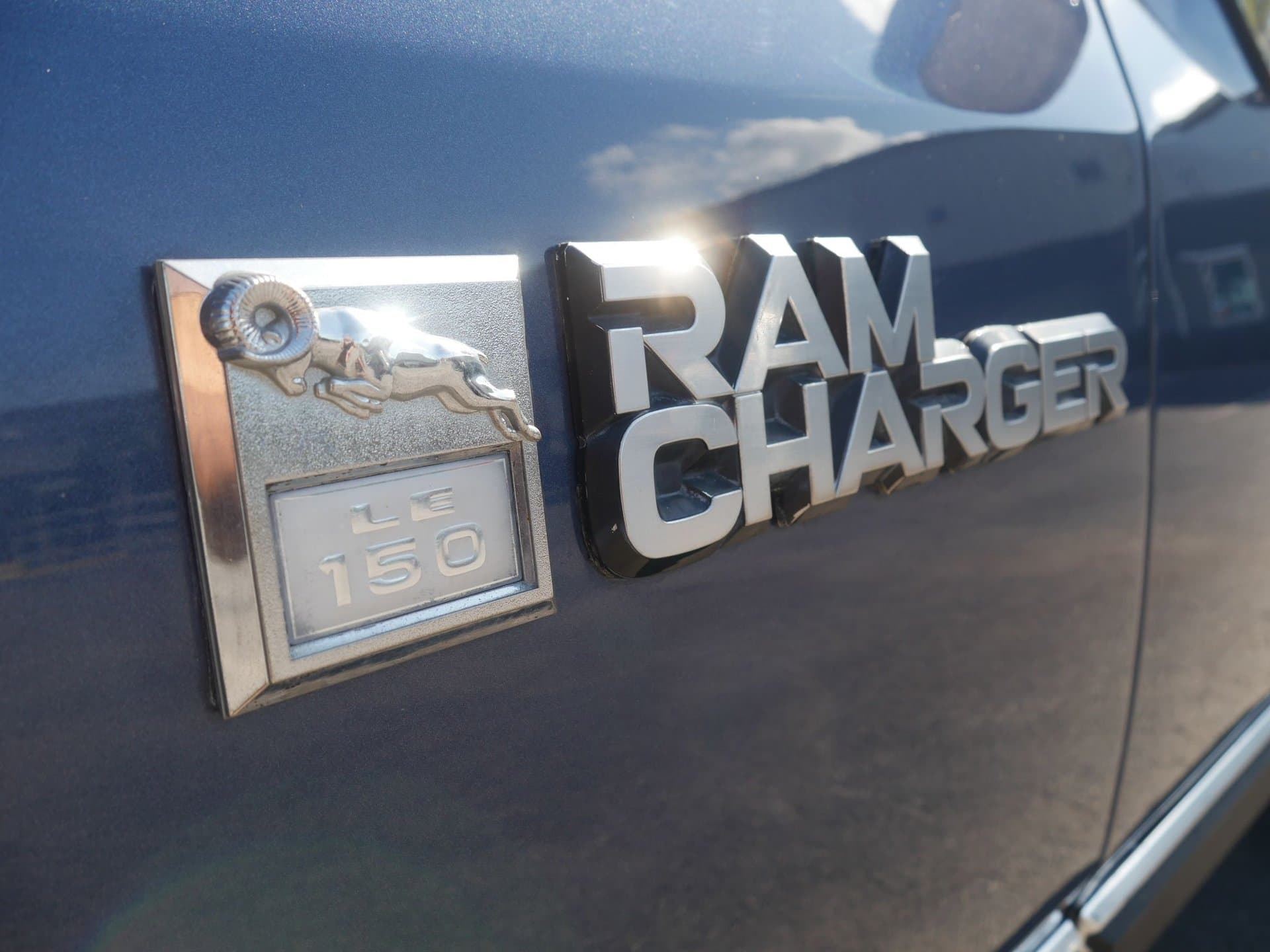 1988 Dodge Ramcharger 4x4 thumbnail 11