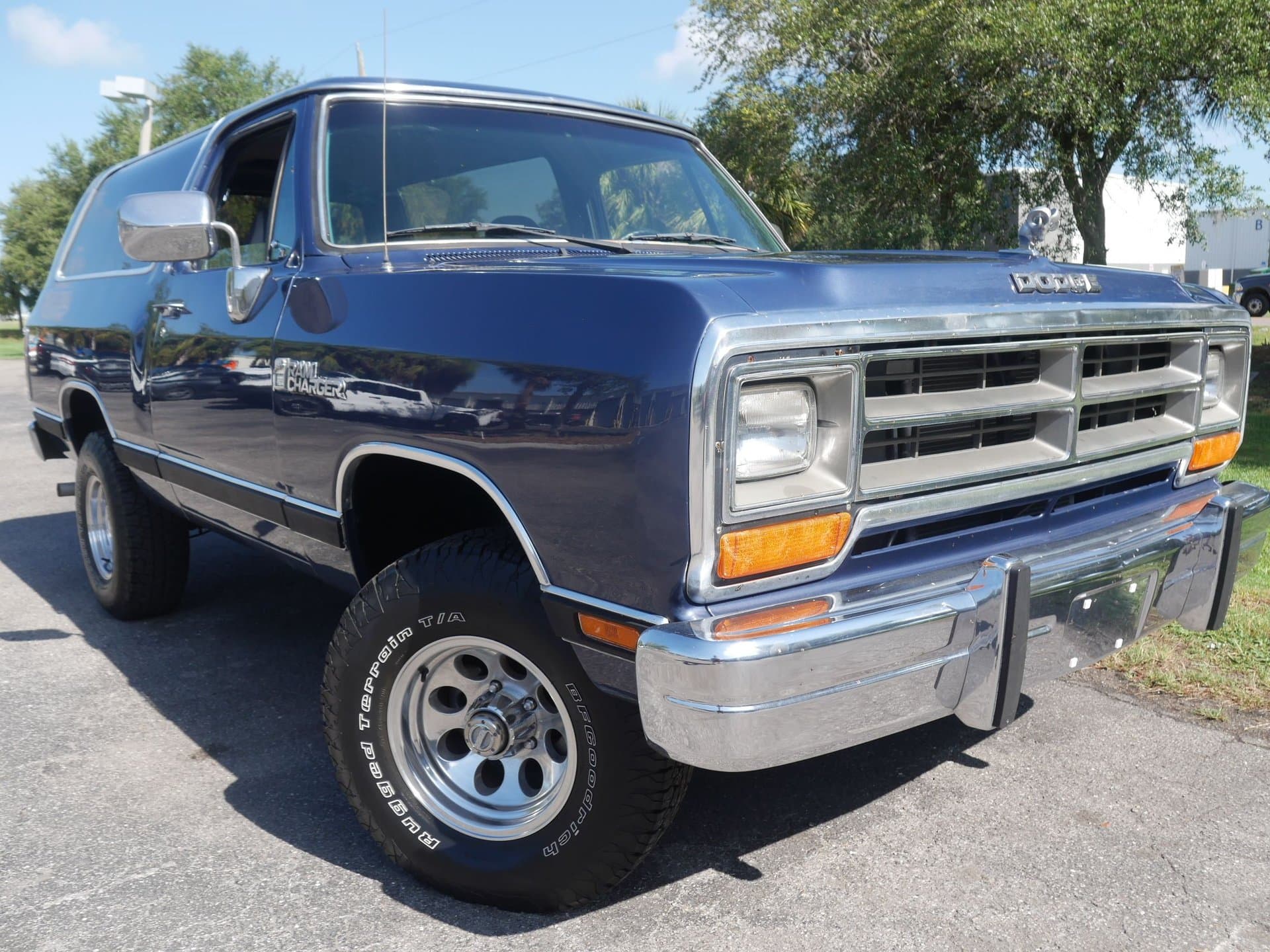 1988 Dodge Ramcharger 4x4 thumbnail 12