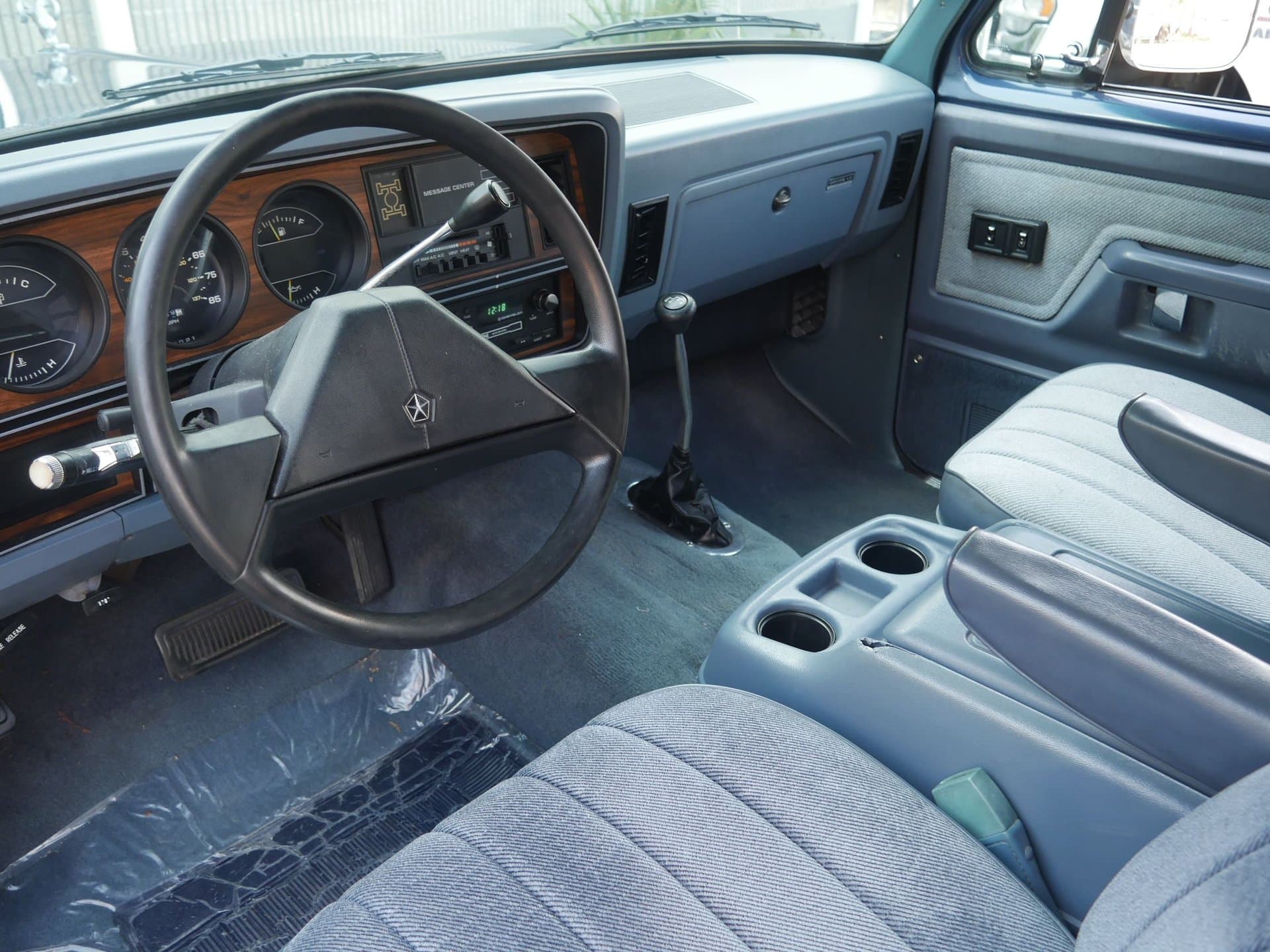 1988 Dodge Ramcharger 4x4 thumbnail 16
