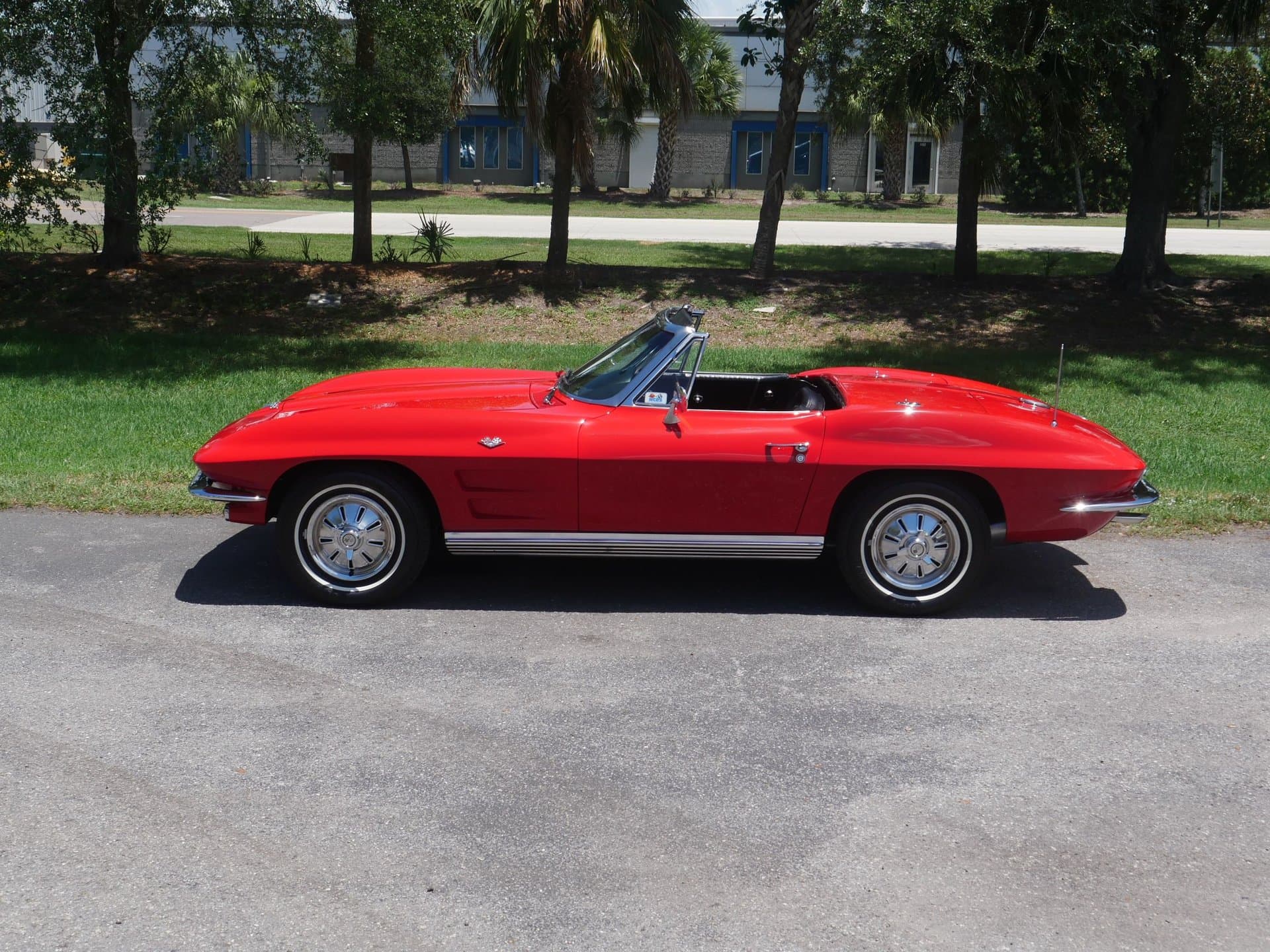 1964 Chevrolet Corvette Roadster thumbnail 5