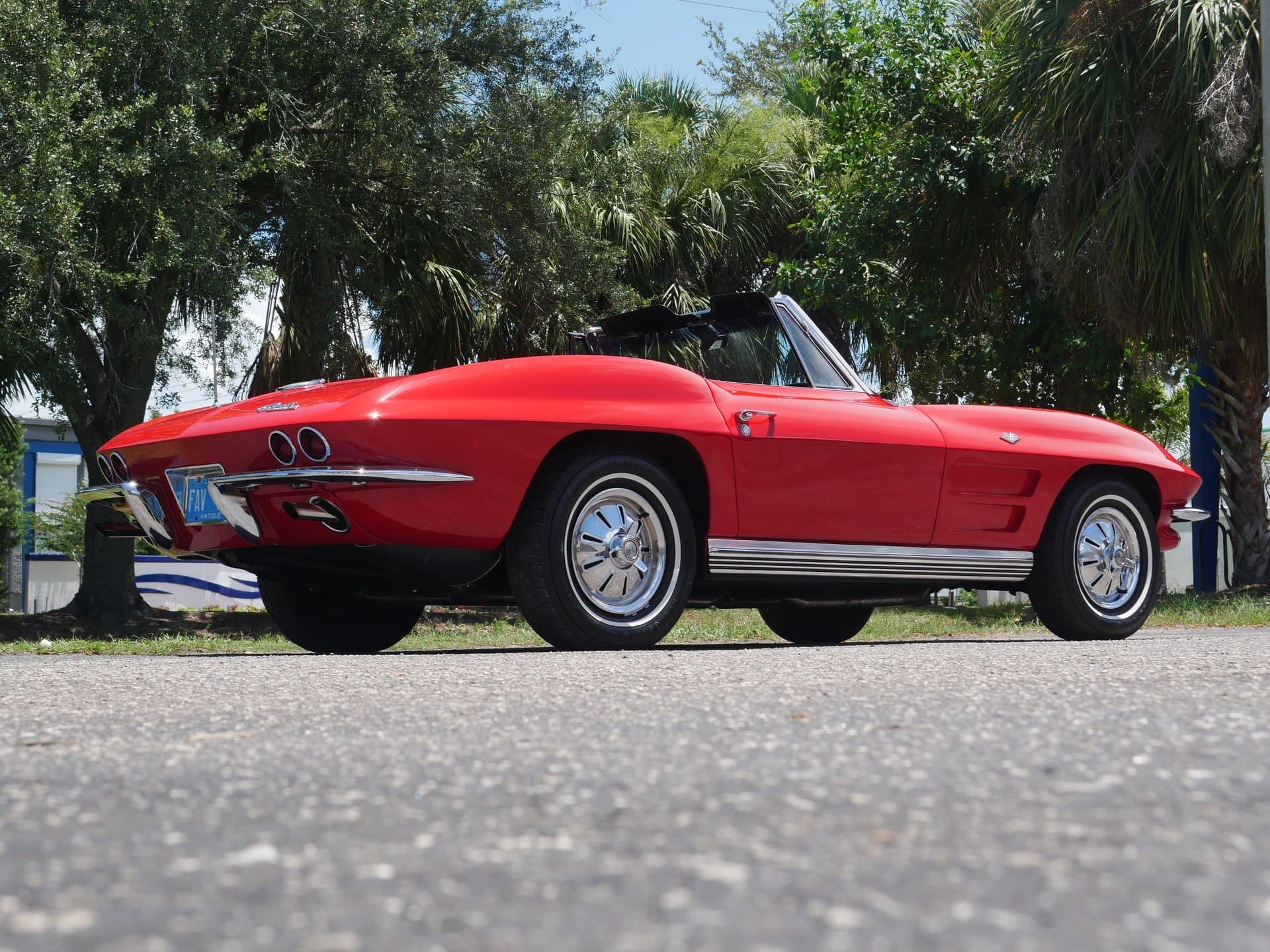 1964 Chevrolet Corvette Roadster thumbnail 12