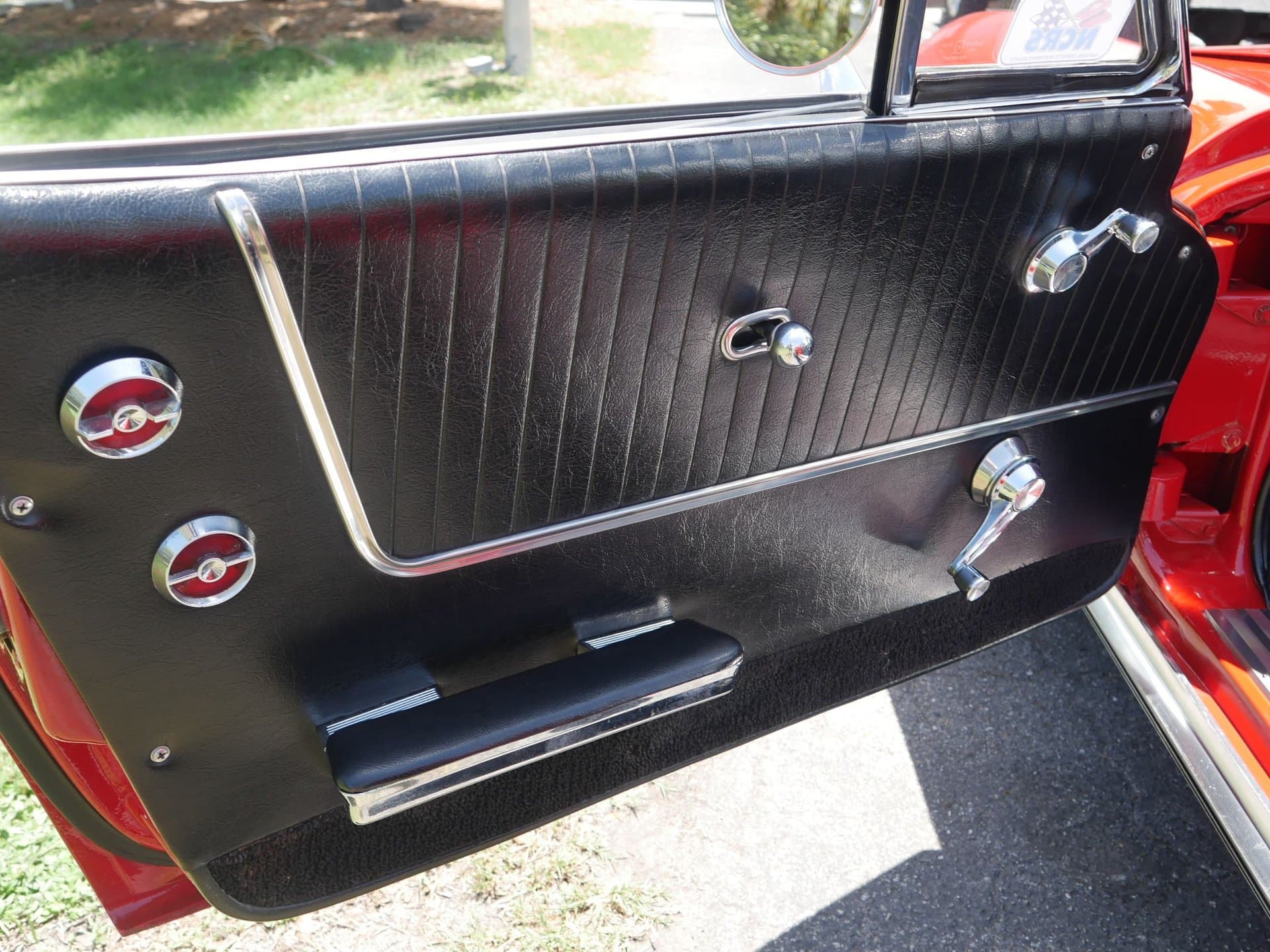 1964 Chevrolet Corvette Roadster thumbnail 14