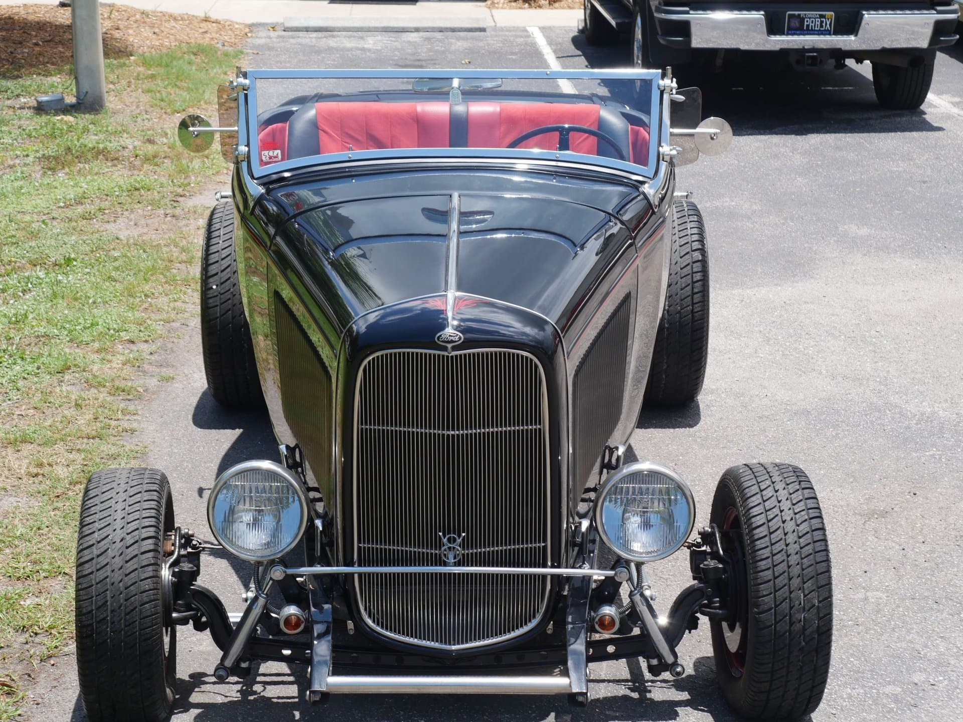 1932 Ford Roadster thumbnail 8