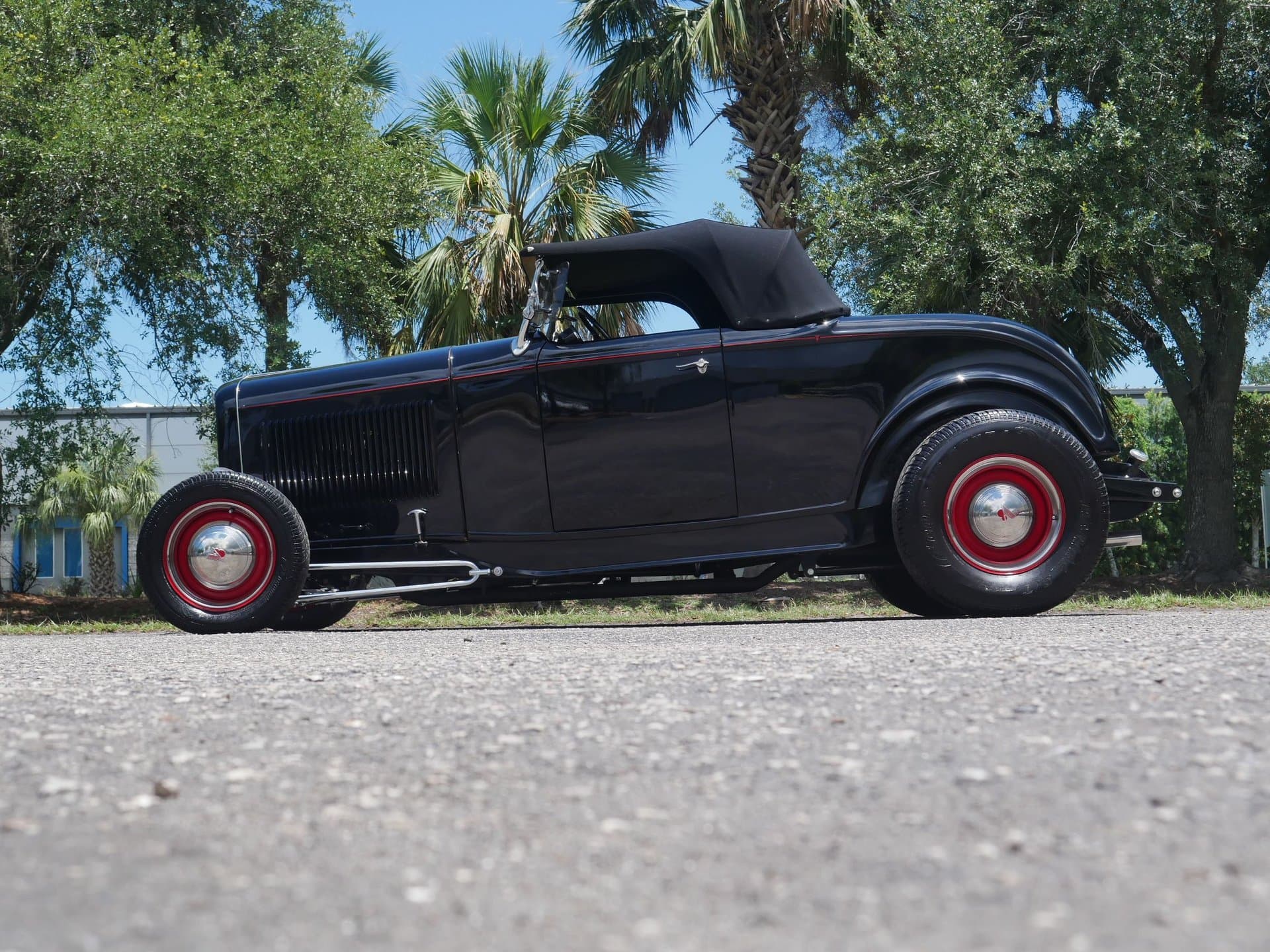 1932 Ford Roadster thumbnail 22