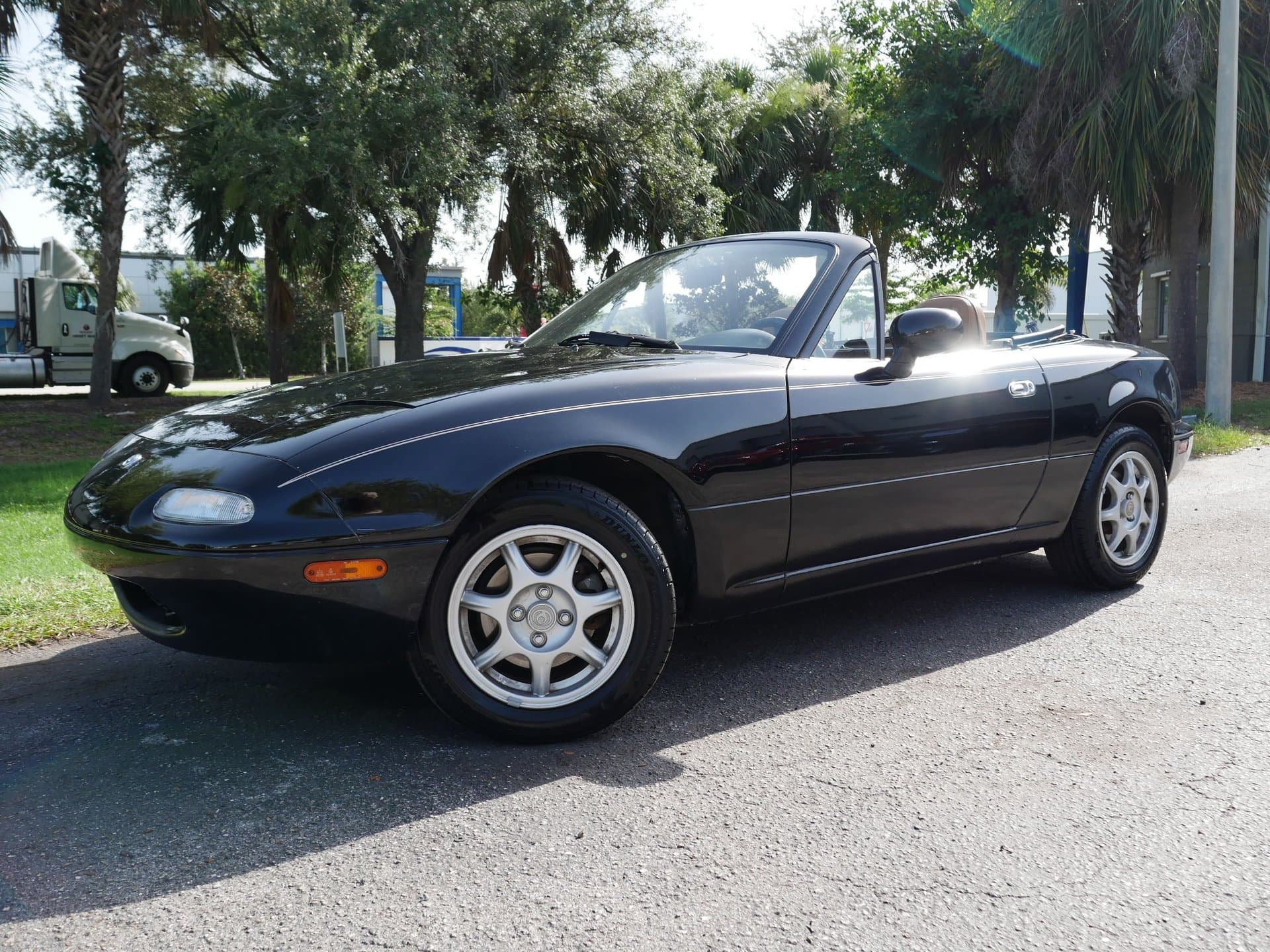 1997 Mazda MX-5 Miata thumbnail 4