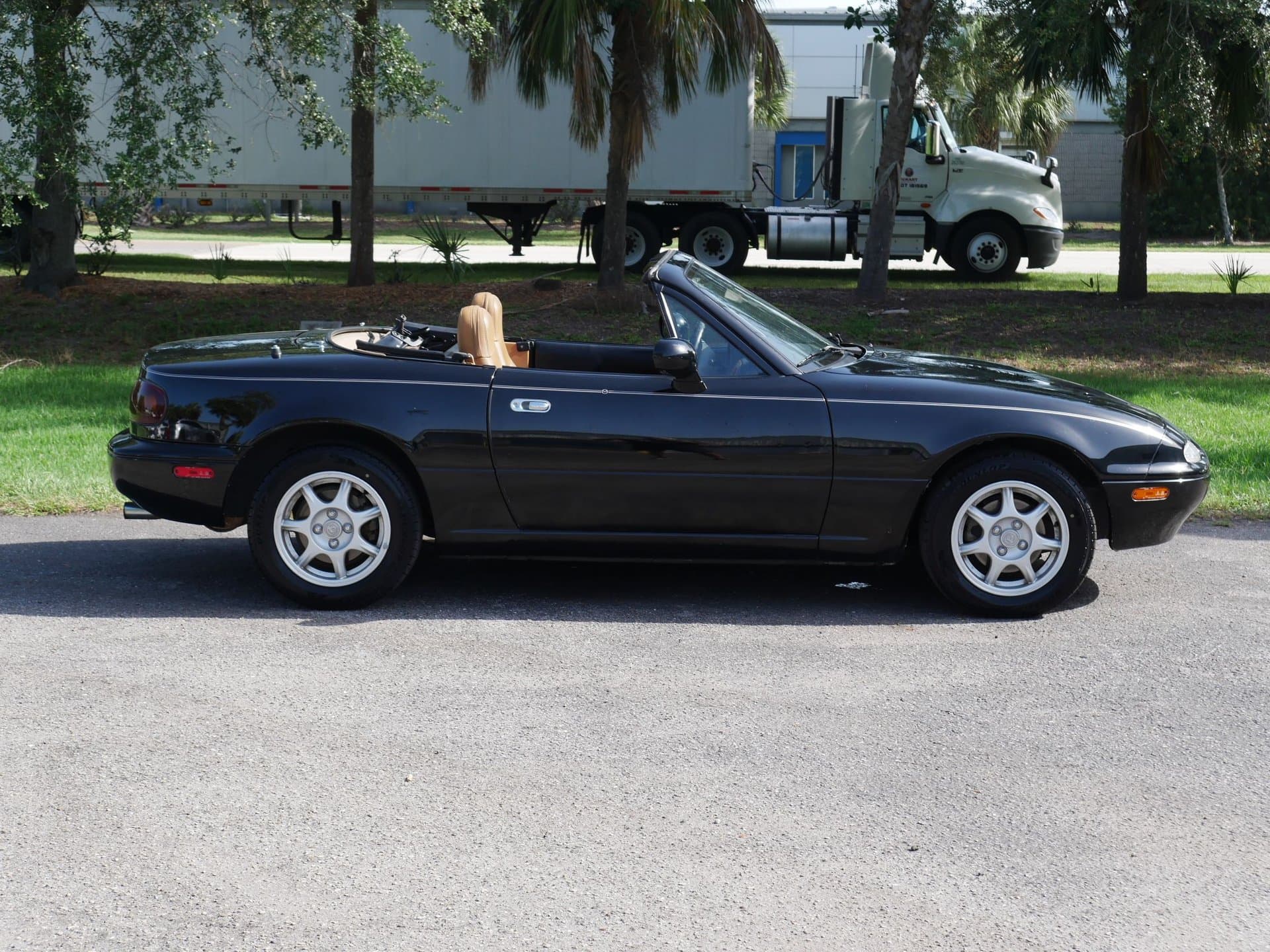1997 Mazda MX-5 Miata thumbnail 10