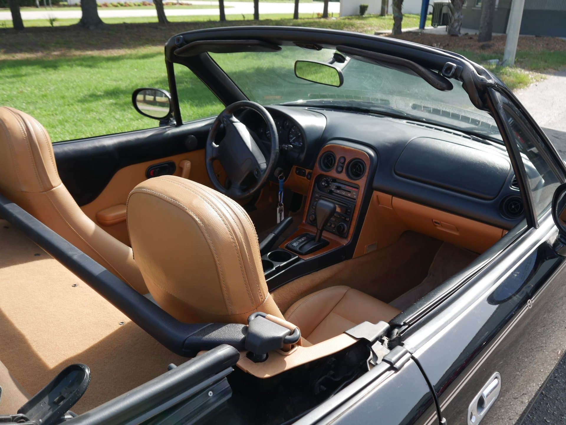 1997 Mazda MX-5 Miata thumbnail 12