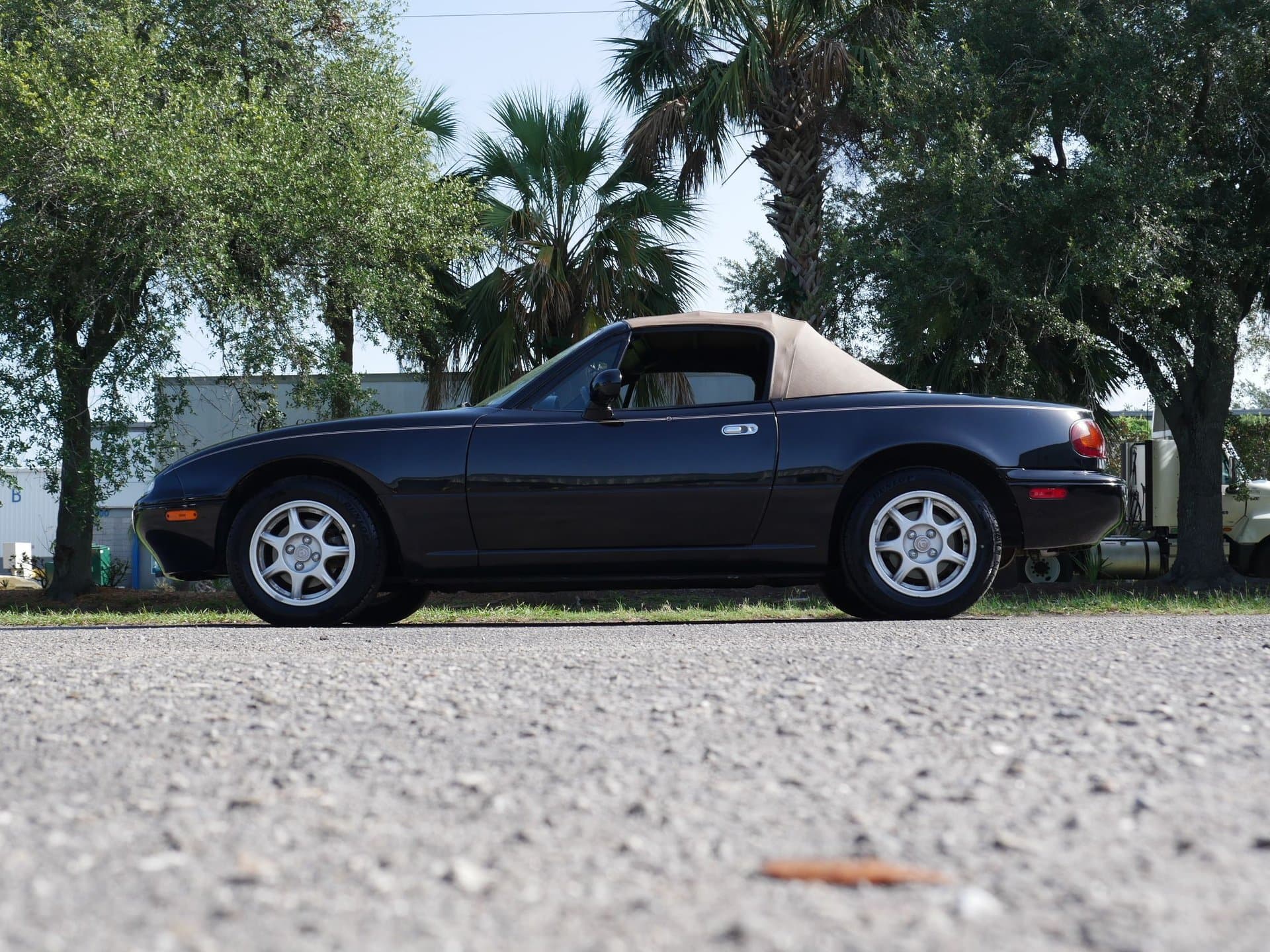 1997 Mazda MX-5 Miata thumbnail 26