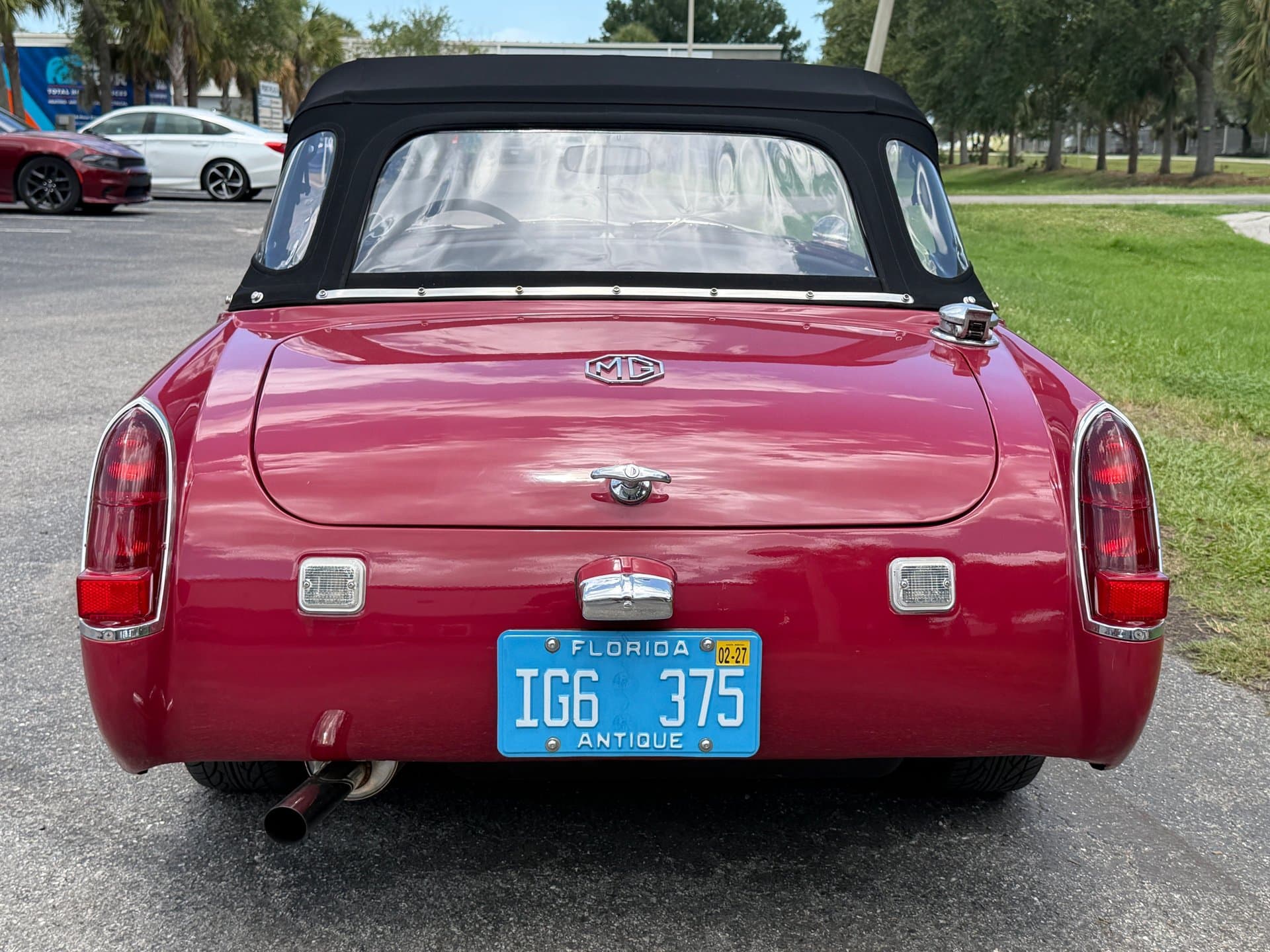 1974 MG Midget thumbnail 7