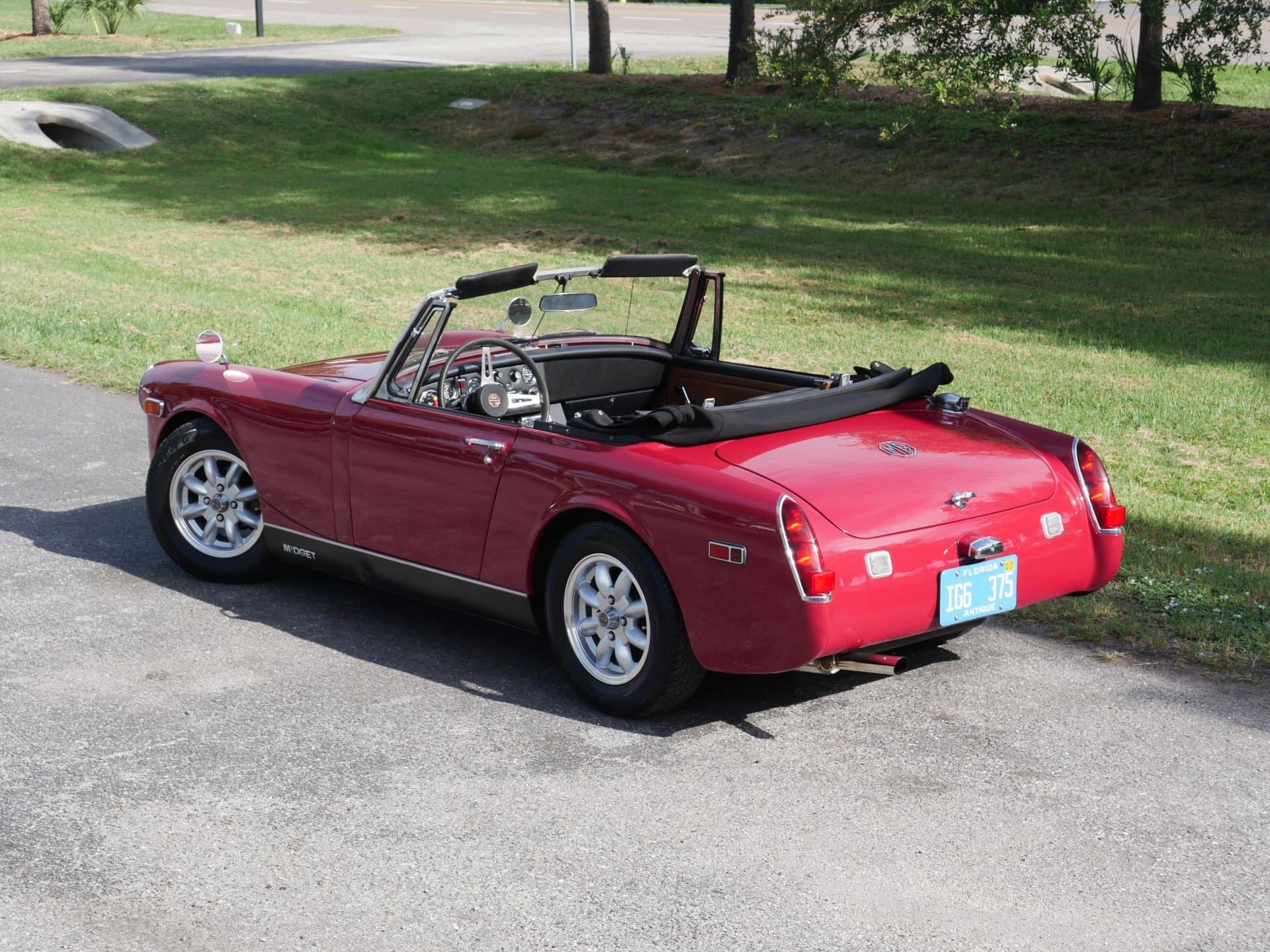 1974 MG Midget thumbnail 6