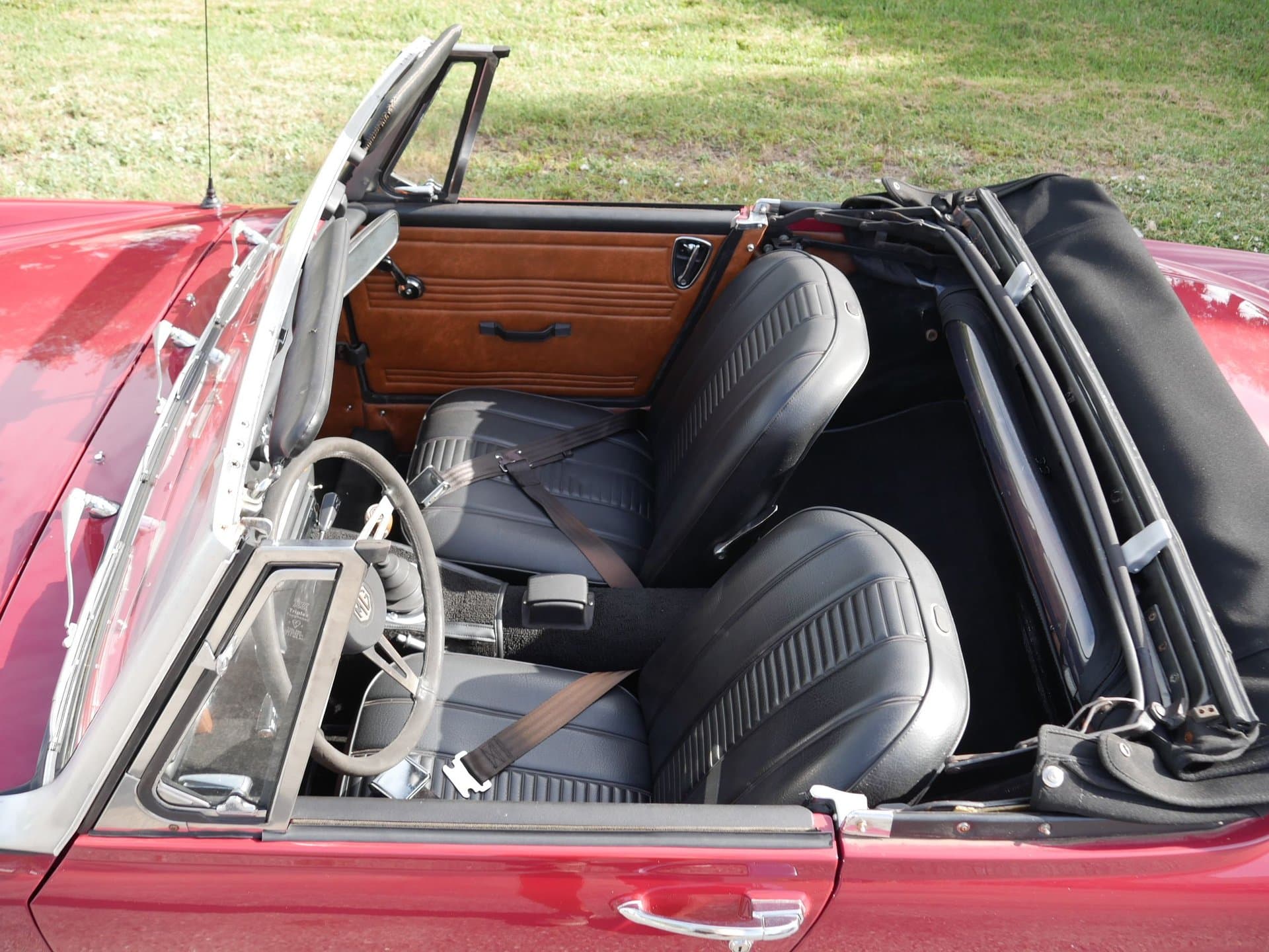 1974 MG Midget thumbnail 10