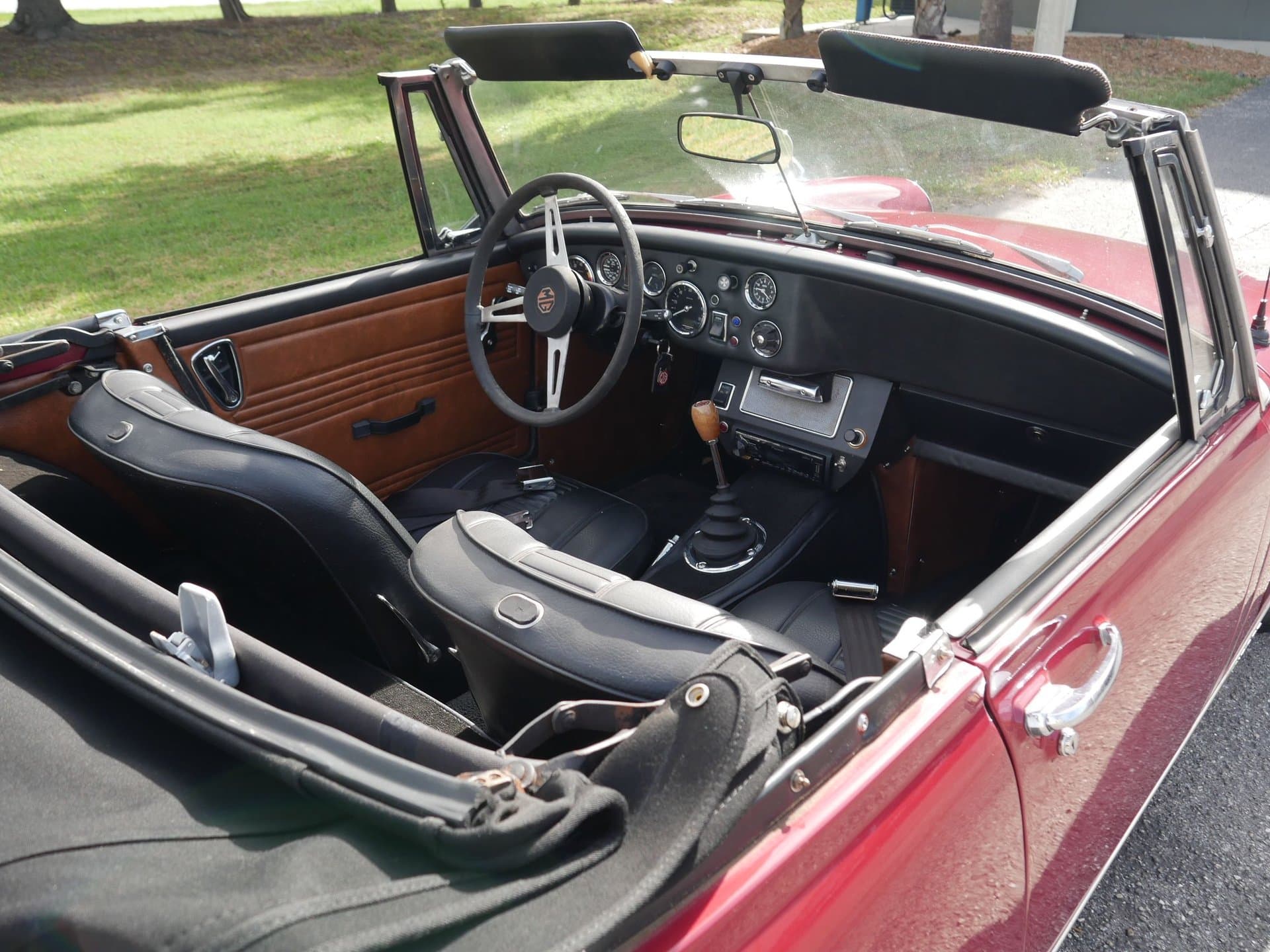 1974 MG Midget thumbnail 14