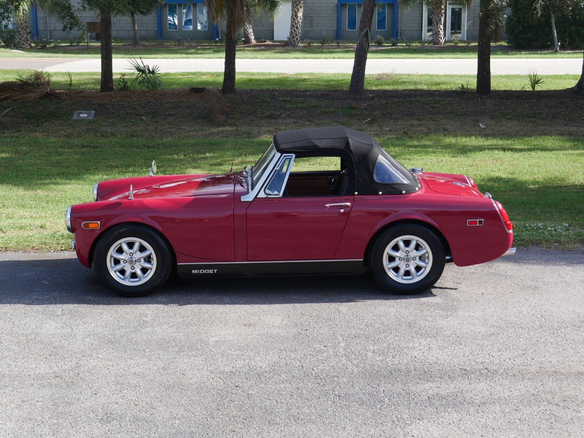 1974 MG Midget thumbnail 23