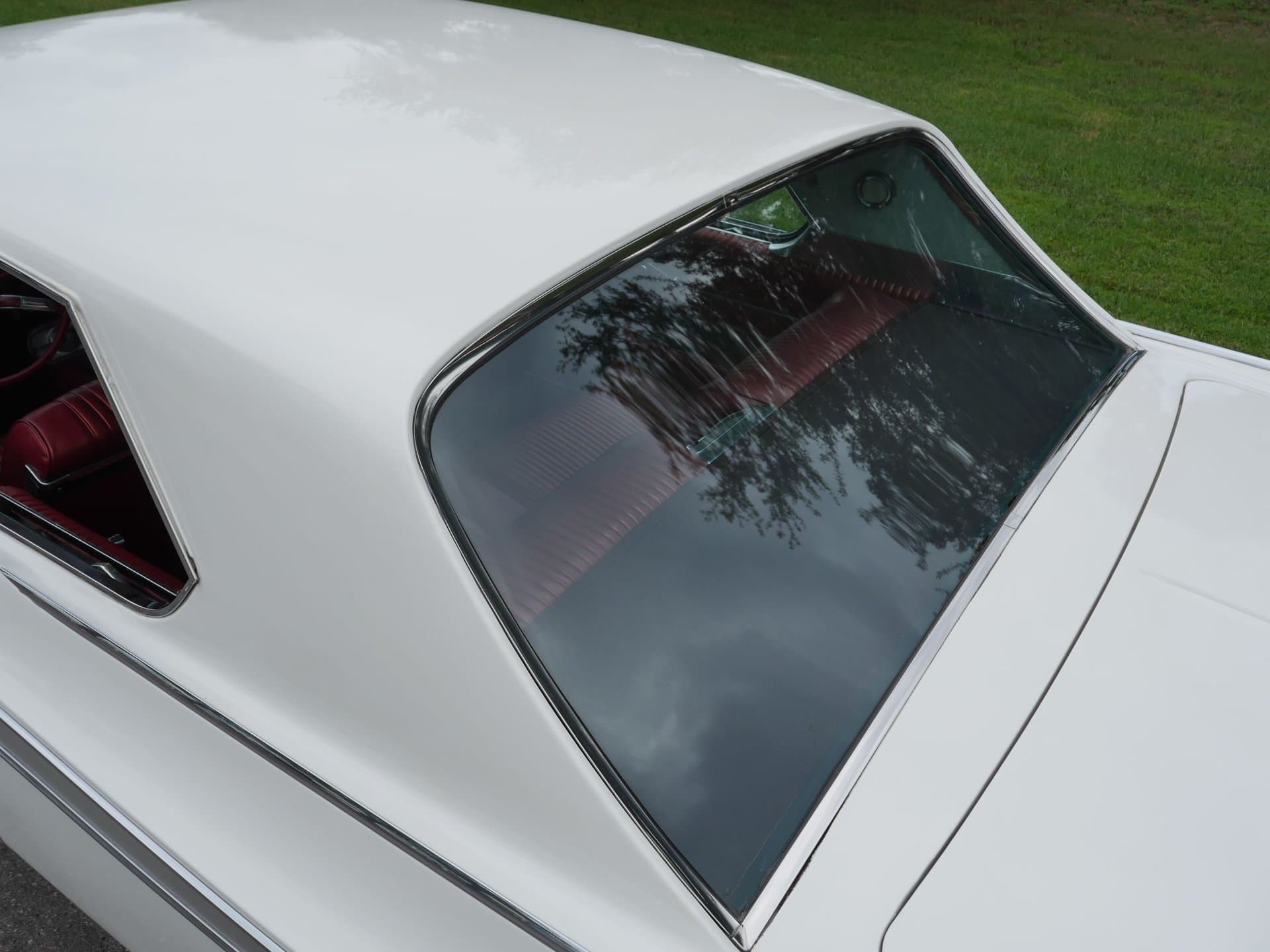 1963 Oldsmobile Starfire thumbnail 9