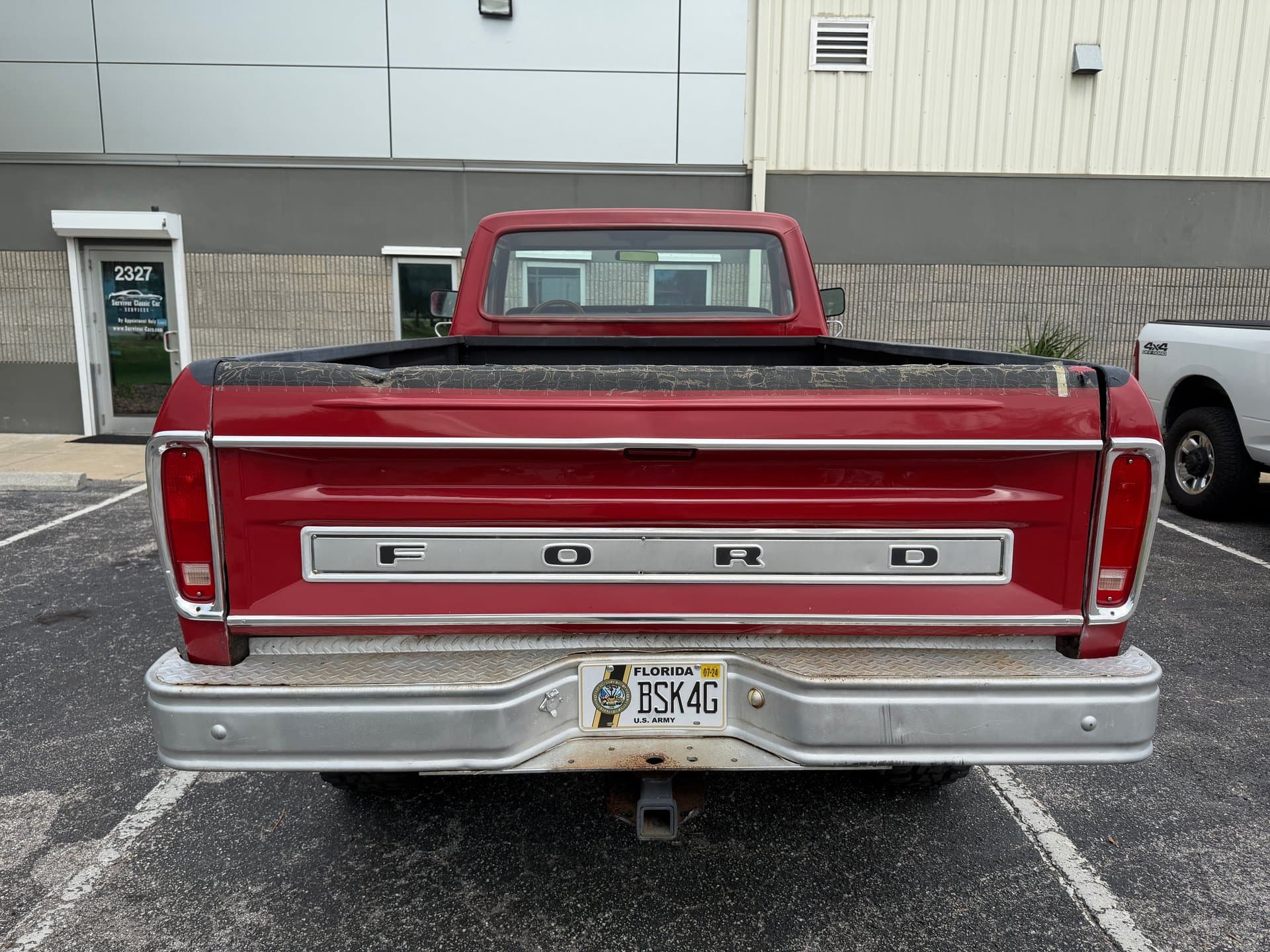 1973 Ford F250 Custom 4x4 thumbnail 9