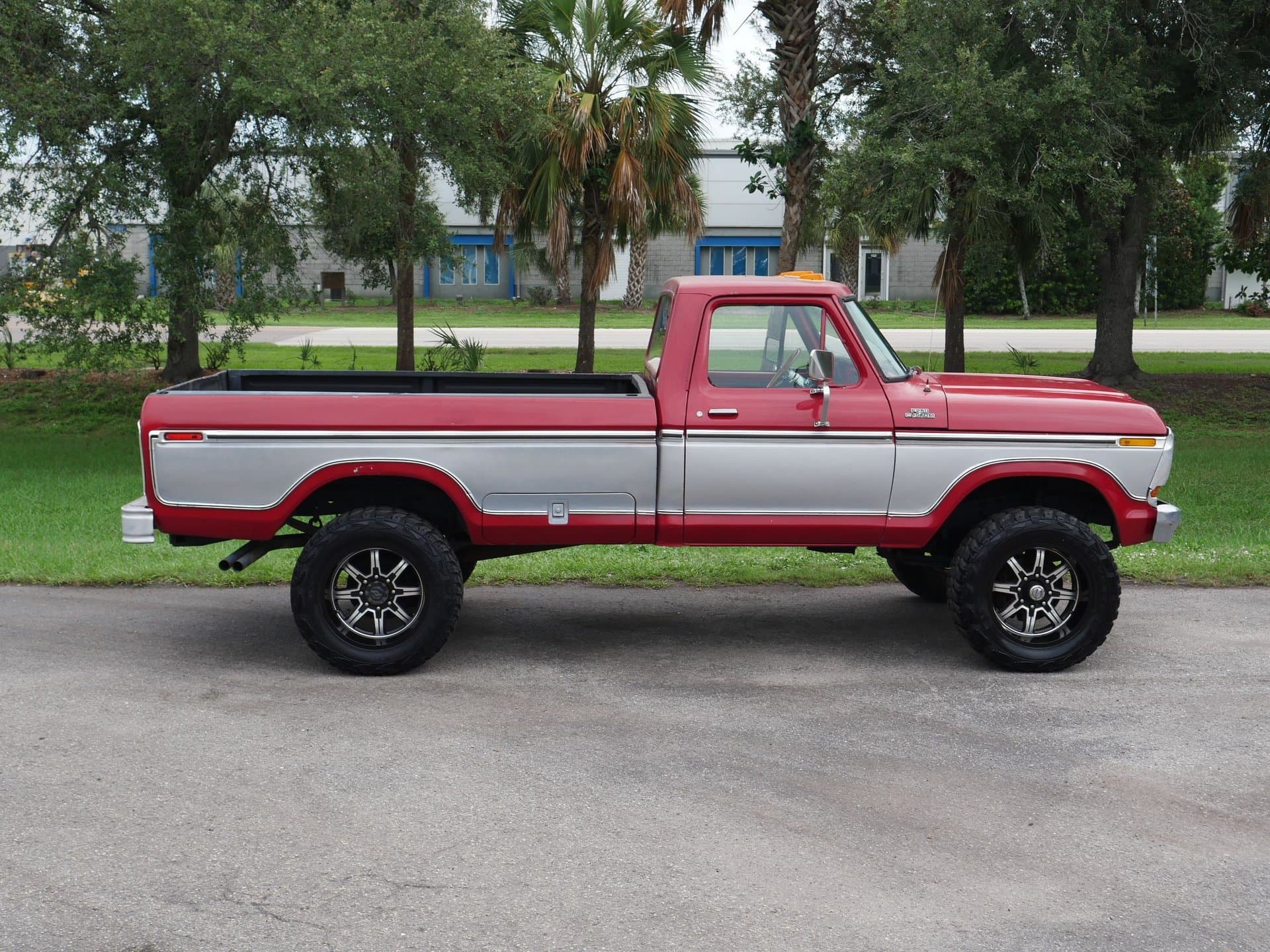 1973 Ford F250 Custom 4x4 thumbnail 14