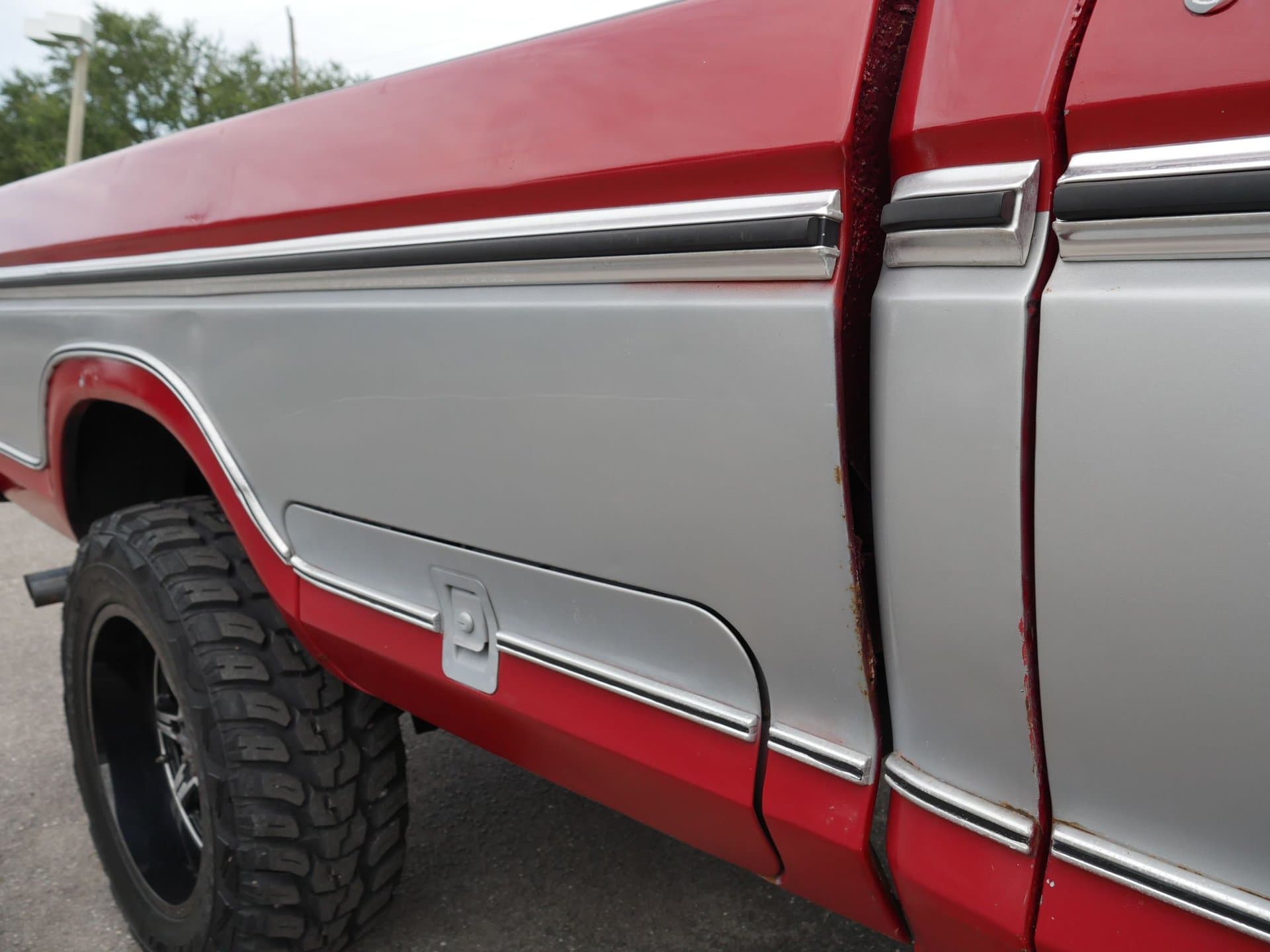 1973 Ford F250 Custom 4x4 thumbnail 18