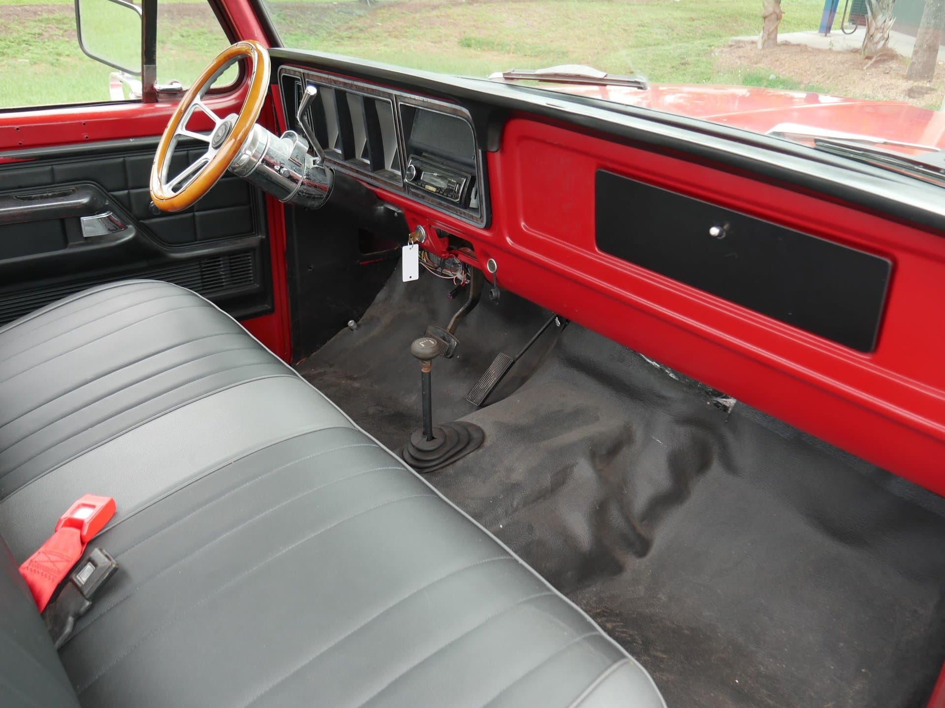 1973 Ford F250 Custom 4x4 thumbnail 27