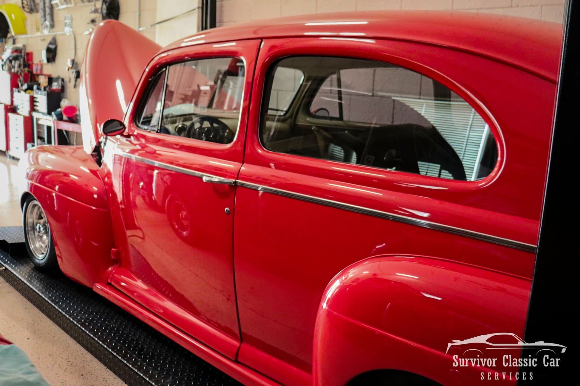 1941 Ford Super Deluxe thumbnail 3