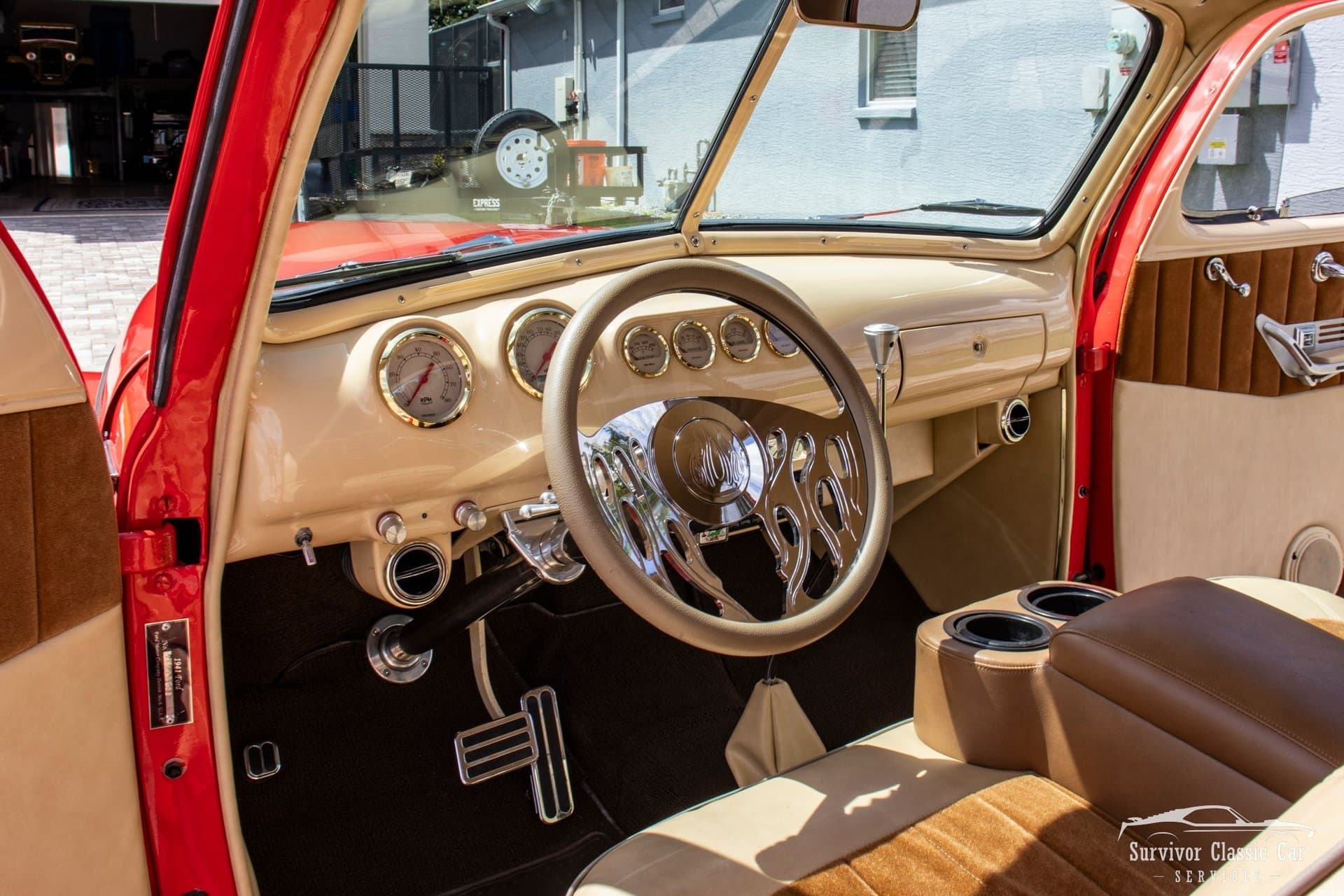 1941 Ford Super Deluxe thumbnail 3
