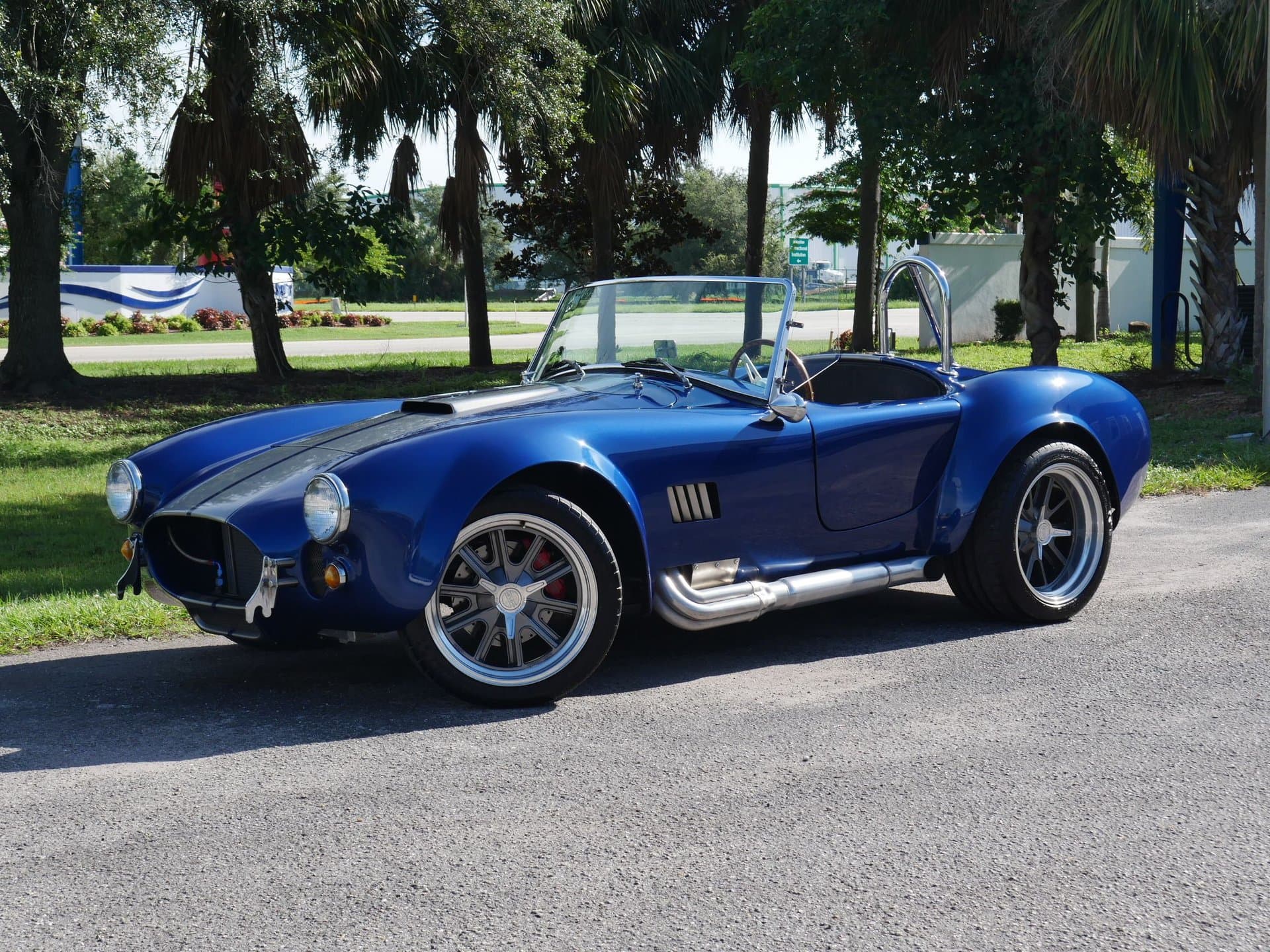 1967 Shelby Cobra Replica thumbnail 4