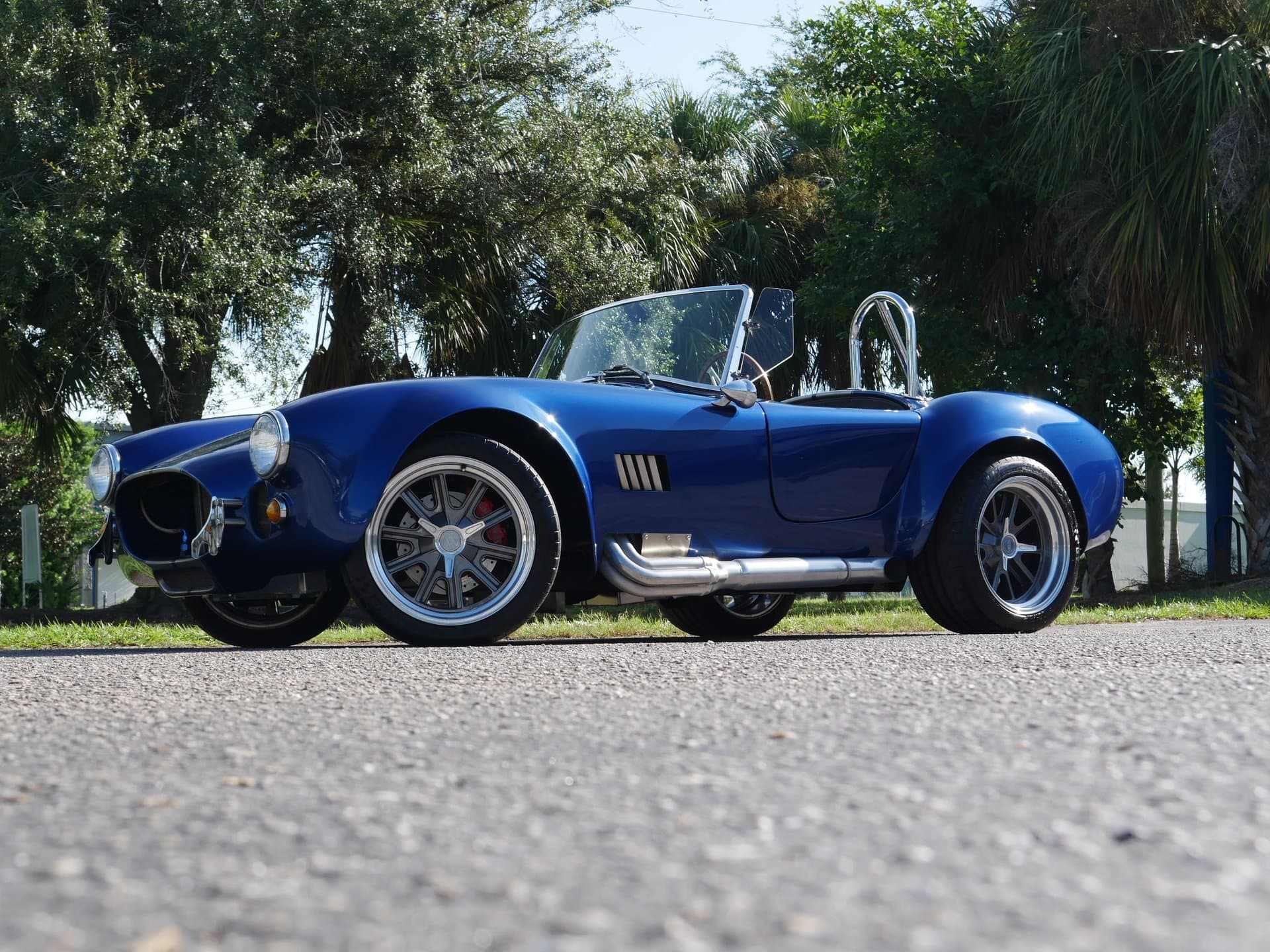 1967 Shelby Cobra Replica thumbnail 3