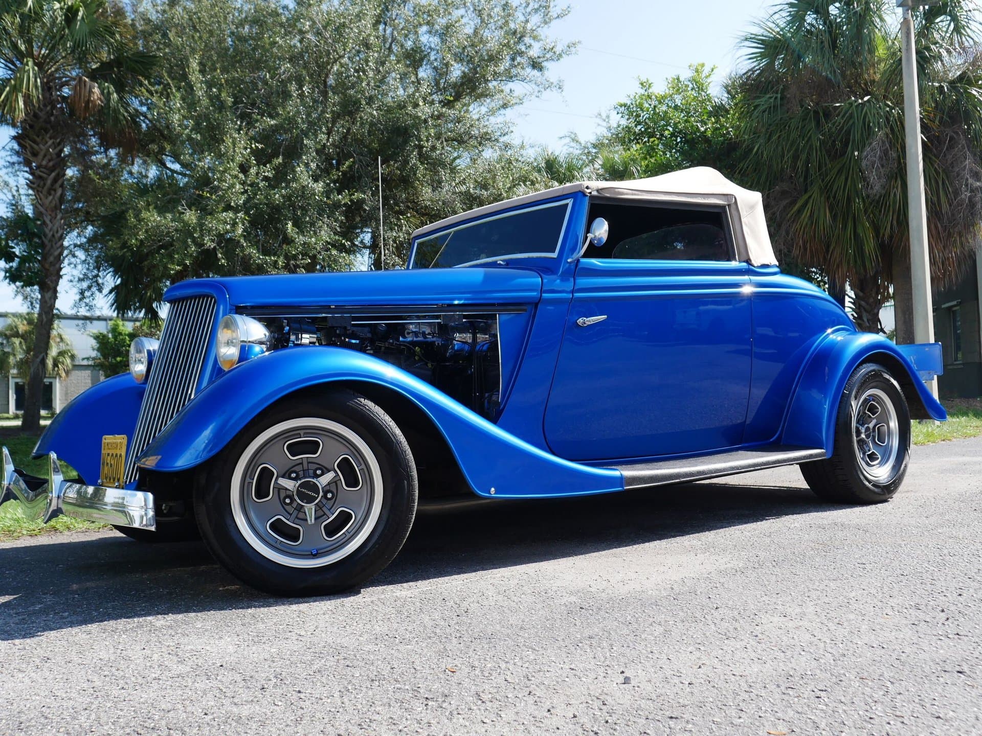 1934 Ford Cabriolet thumbnail 5