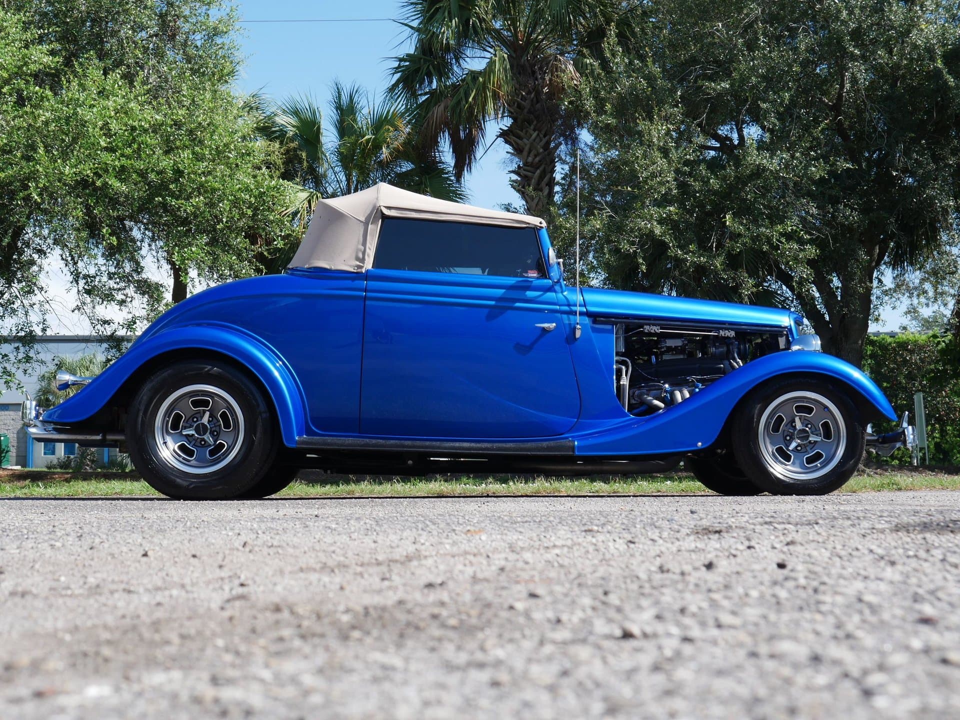 1934 Ford Cabriolet thumbnail 4