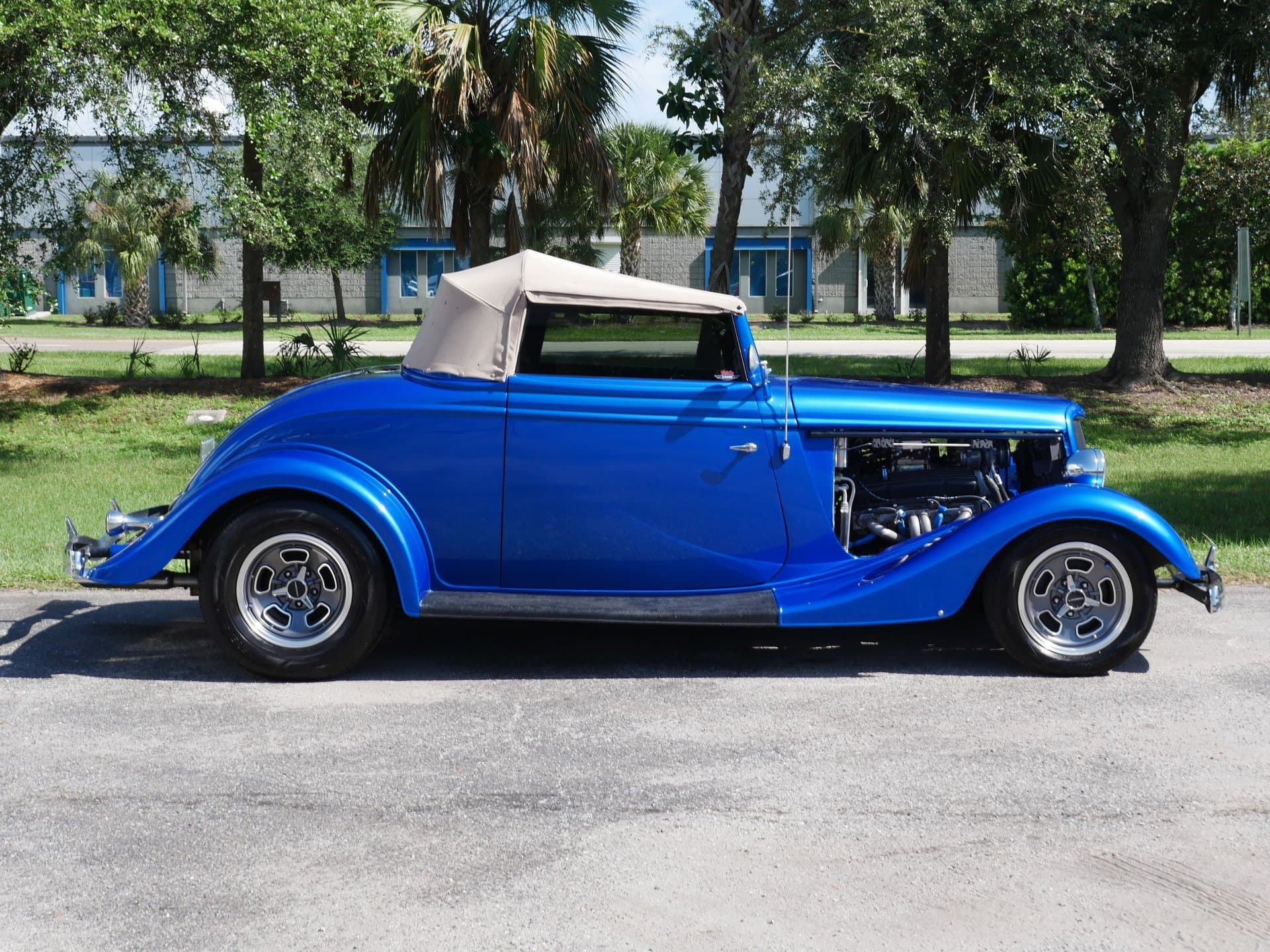 1934 Ford Cabriolet thumbnail 14