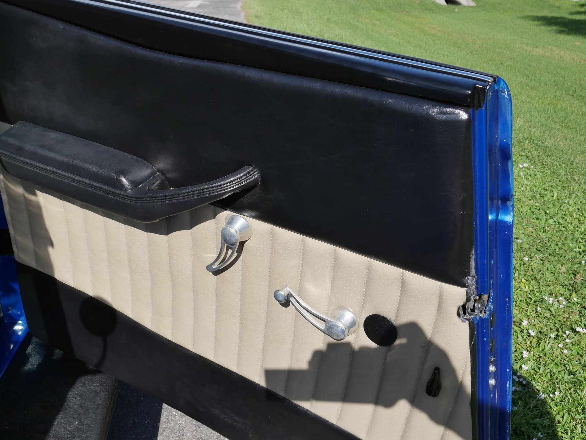 1934 Ford Cabriolet thumbnail 16