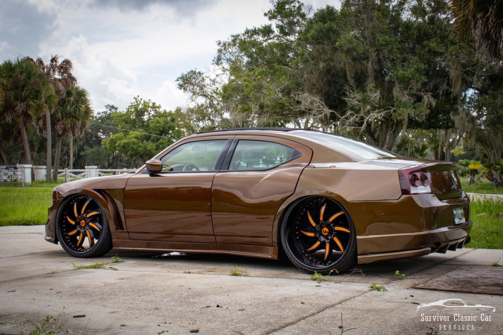 2010 Dodge Charger SXT thumbnail 4