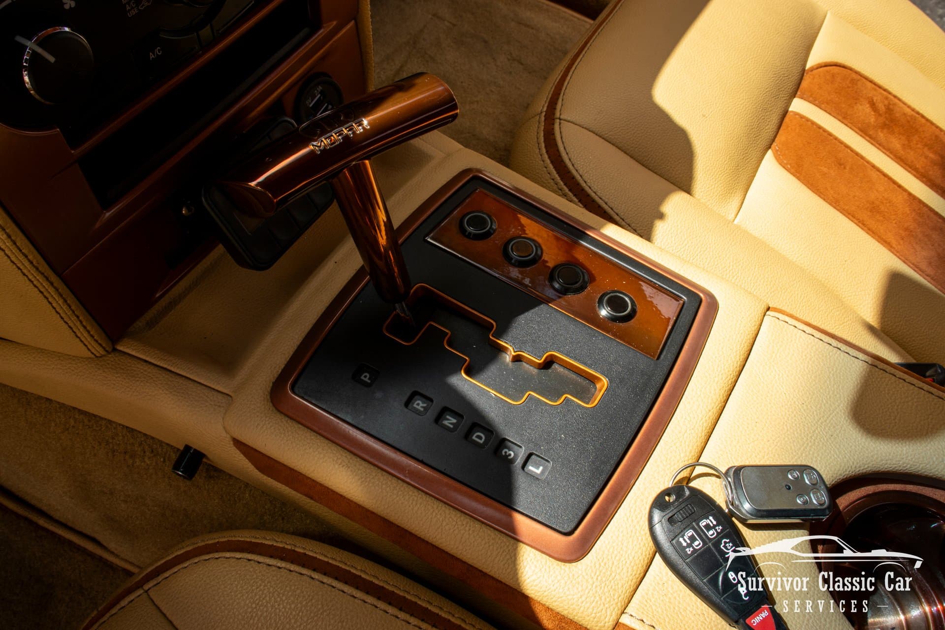 2010 Dodge Charger SXT thumbnail 21