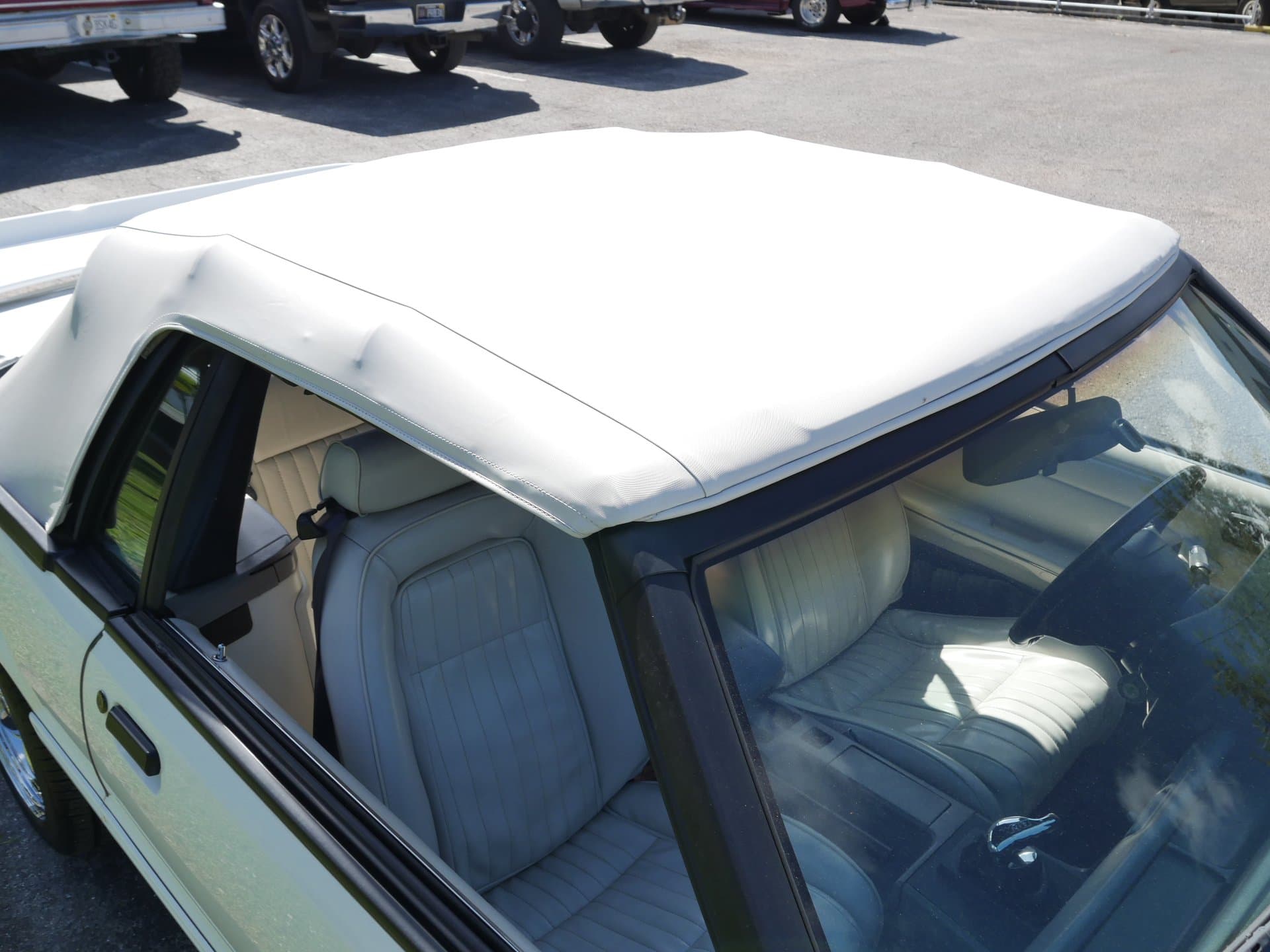 1993 Ford Mustang LX Convertible 5.0 thumbnail 6