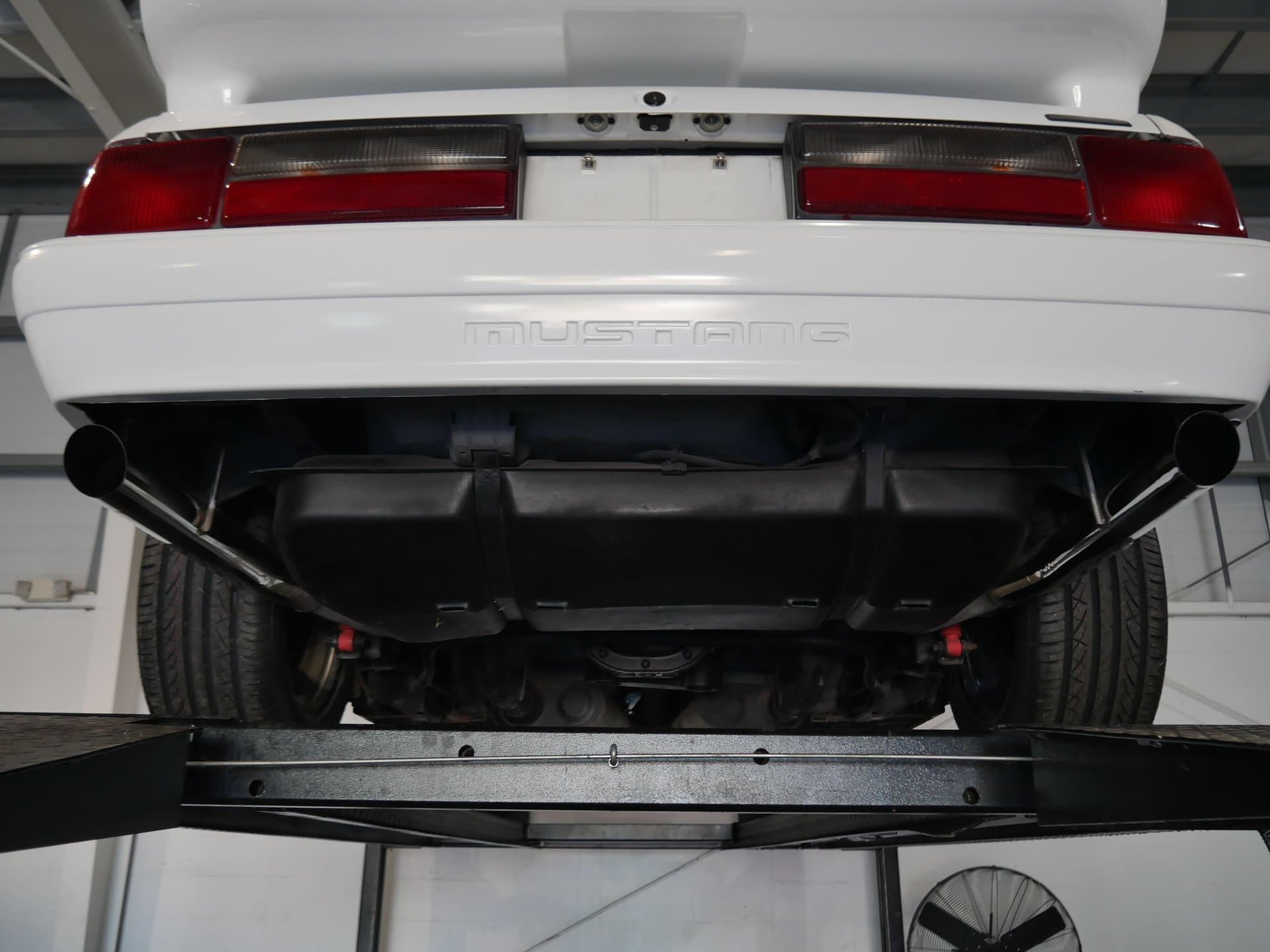 1993 Ford Mustang LX Convertible 5.0 thumbnail 27
