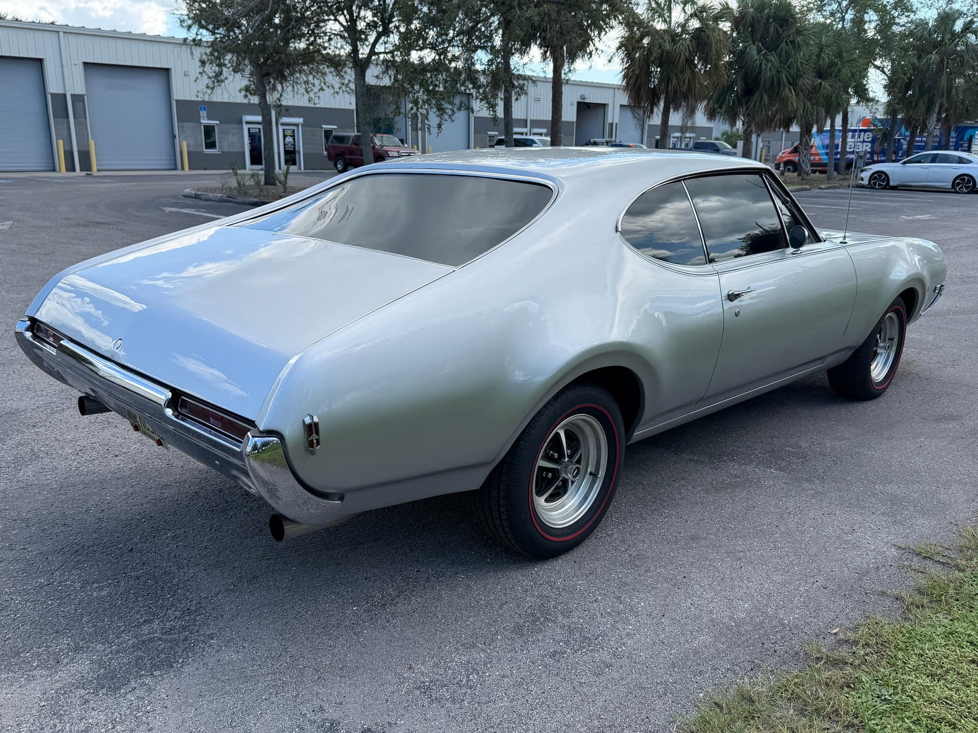 1968 Oldsmobile Cutlass thumbnail 5