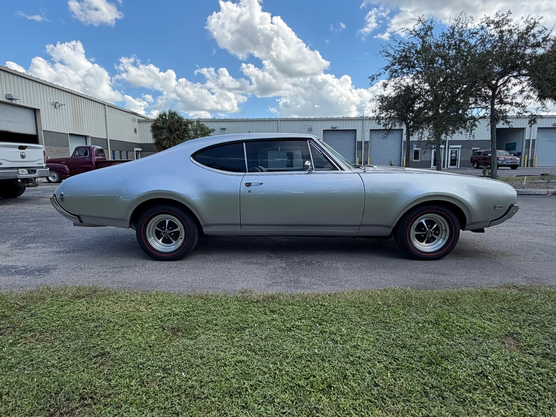 1968 Oldsmobile Cutlass thumbnail 4