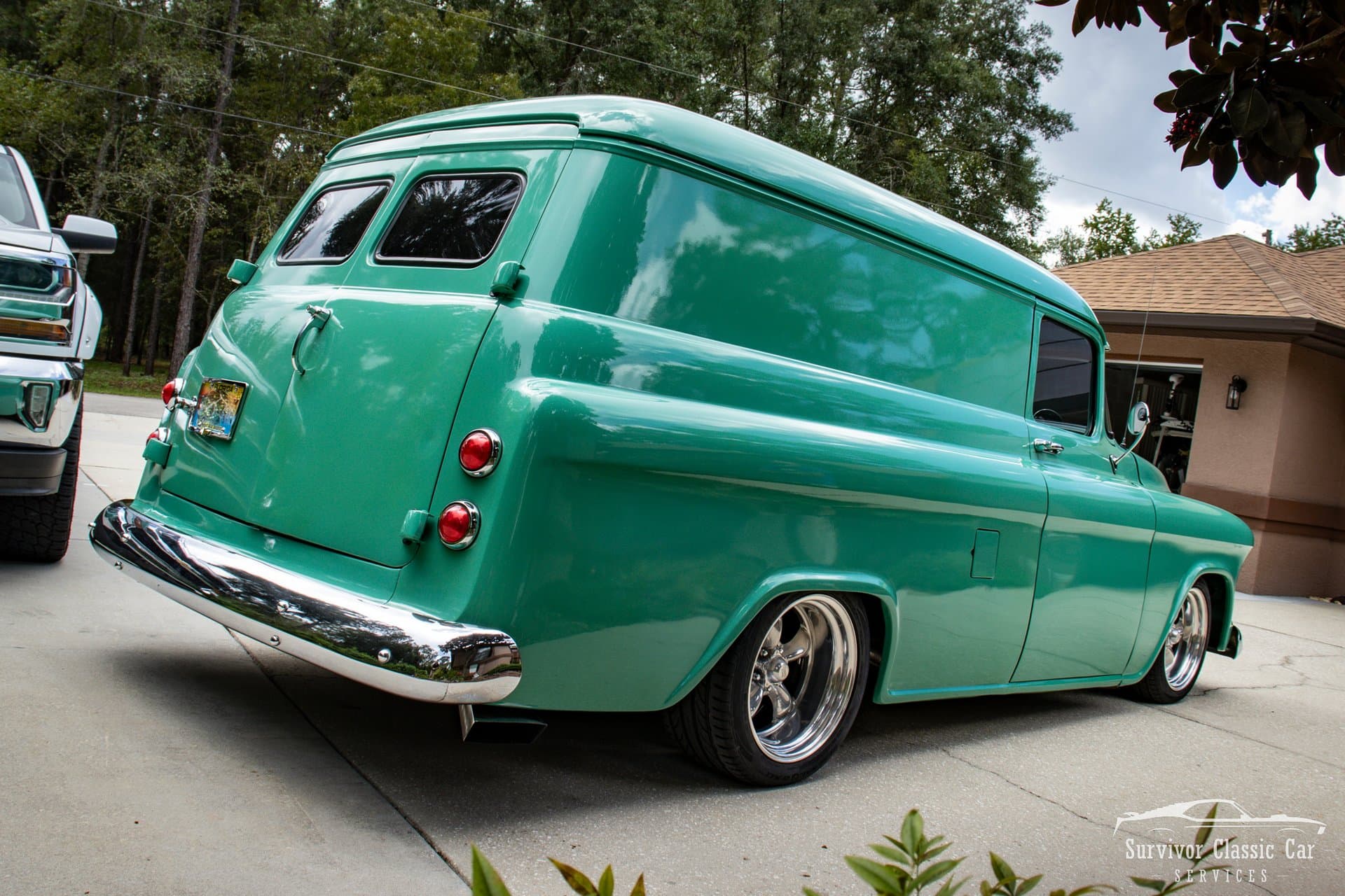 1957 Chevrolet 3100 Panel Truck thumbnail 5