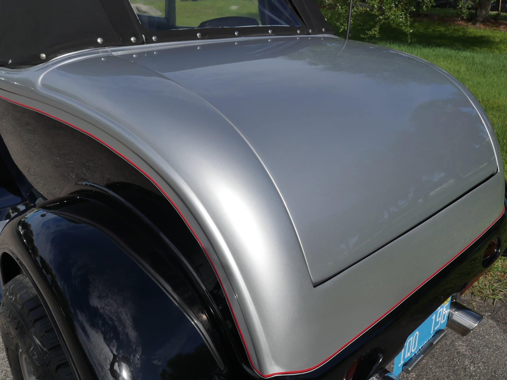 1932 Ford Roadster thumbnail 10