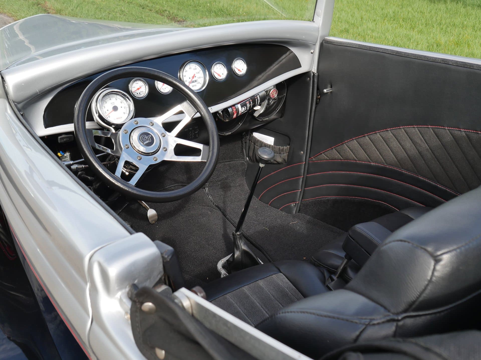 1932 Ford Roadster — photo 2