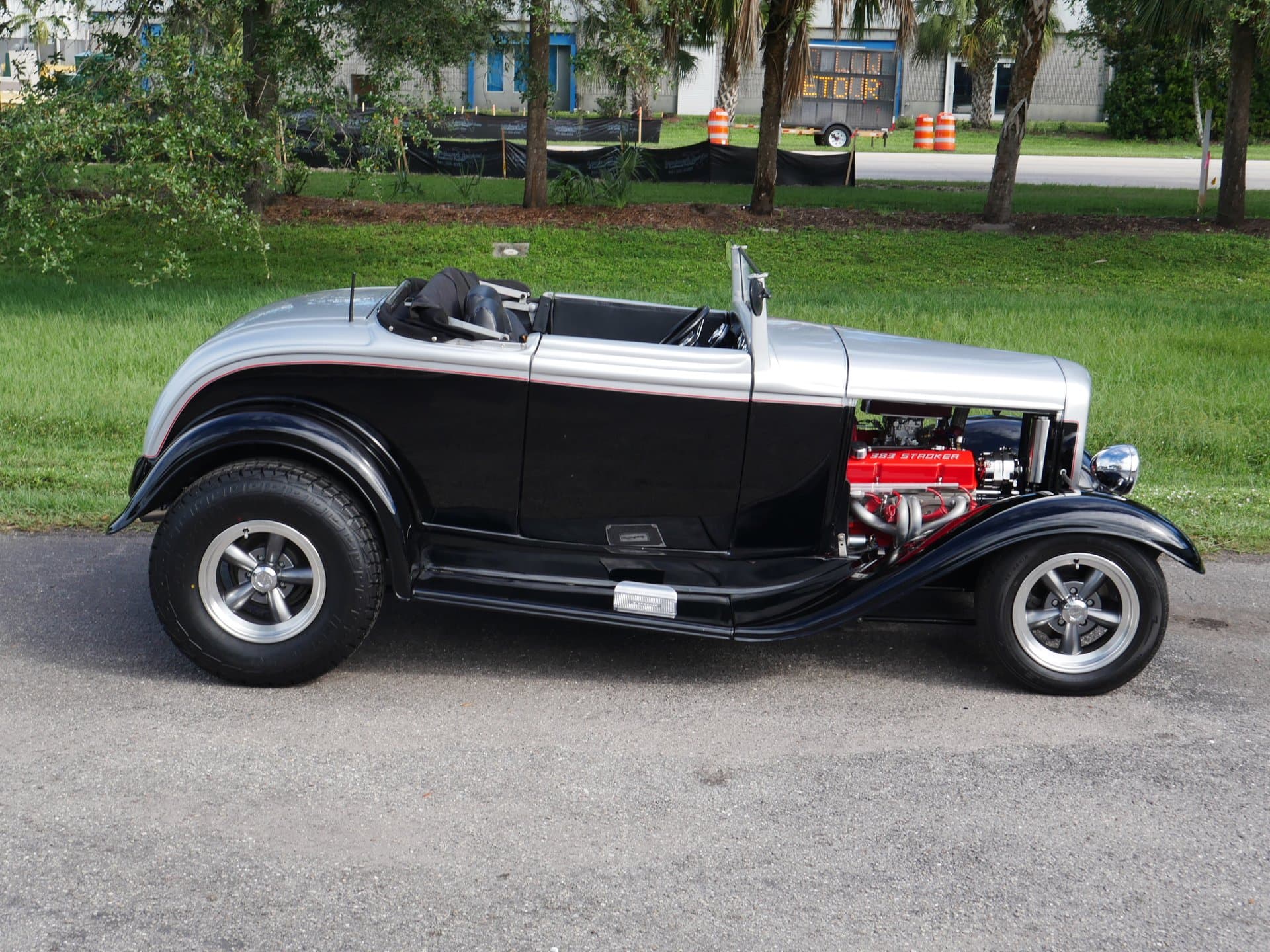 1932 Ford Roadster thumbnail 15