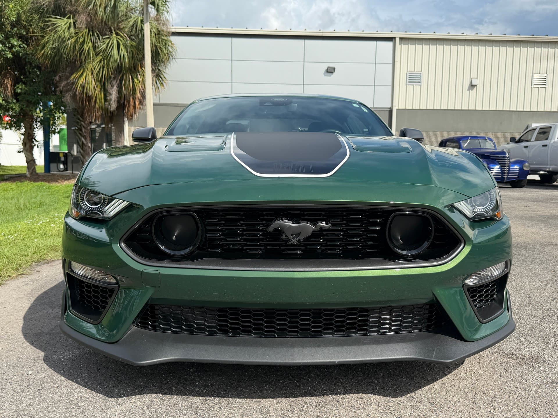 2023 Ford Mustang Mach 1 thumbnail 4