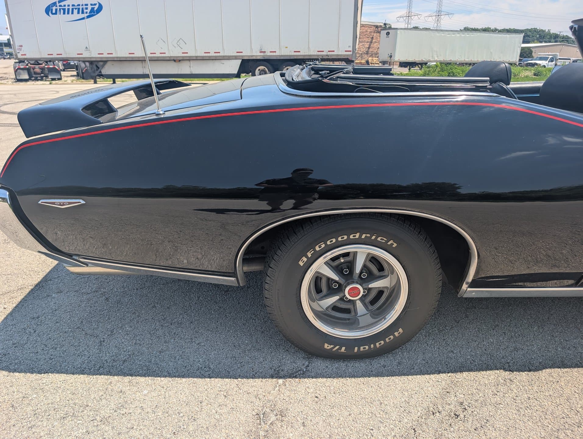 1969 Pontiac GTO Convertible thumbnail 11
