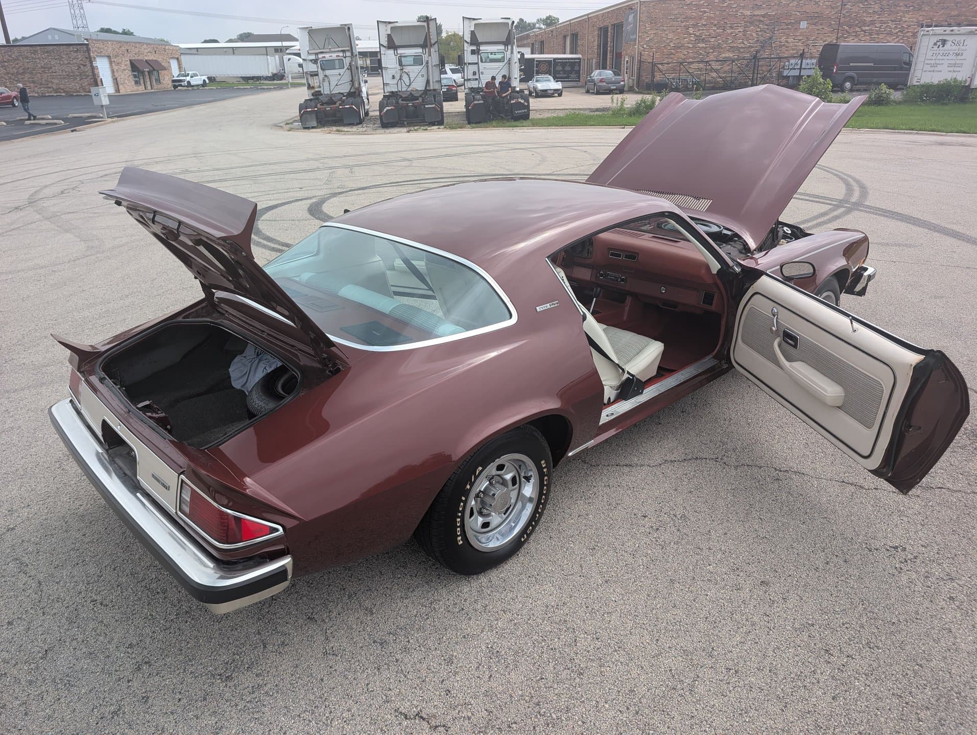 1976 Chevrolet Camaro LT thumbnail 13