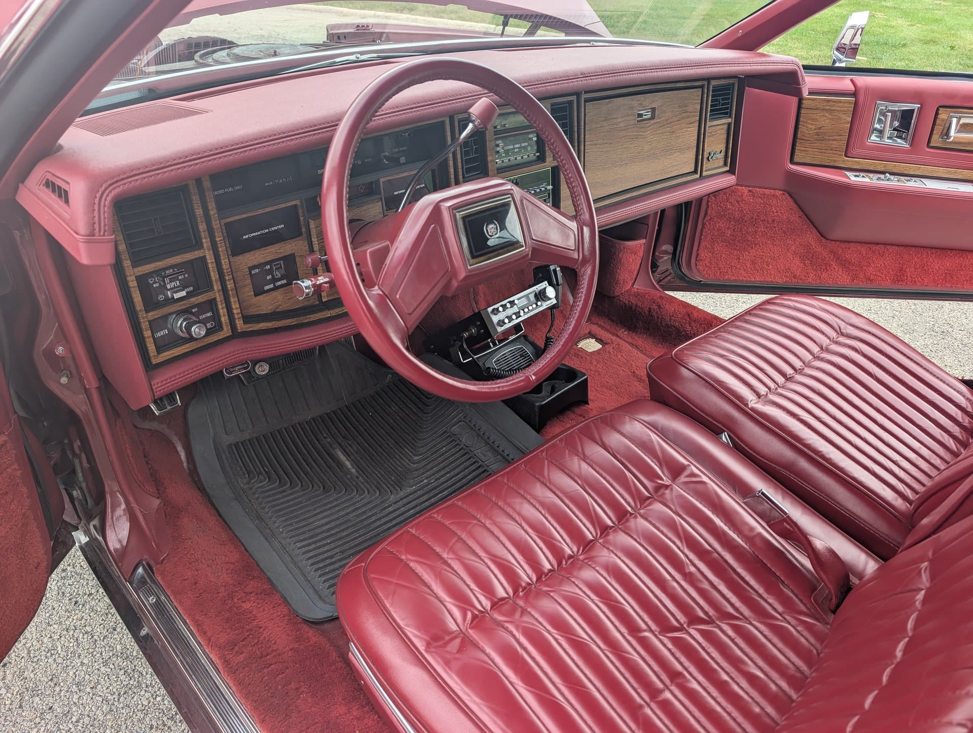 1985 Cadillac Eldorado — photo 2